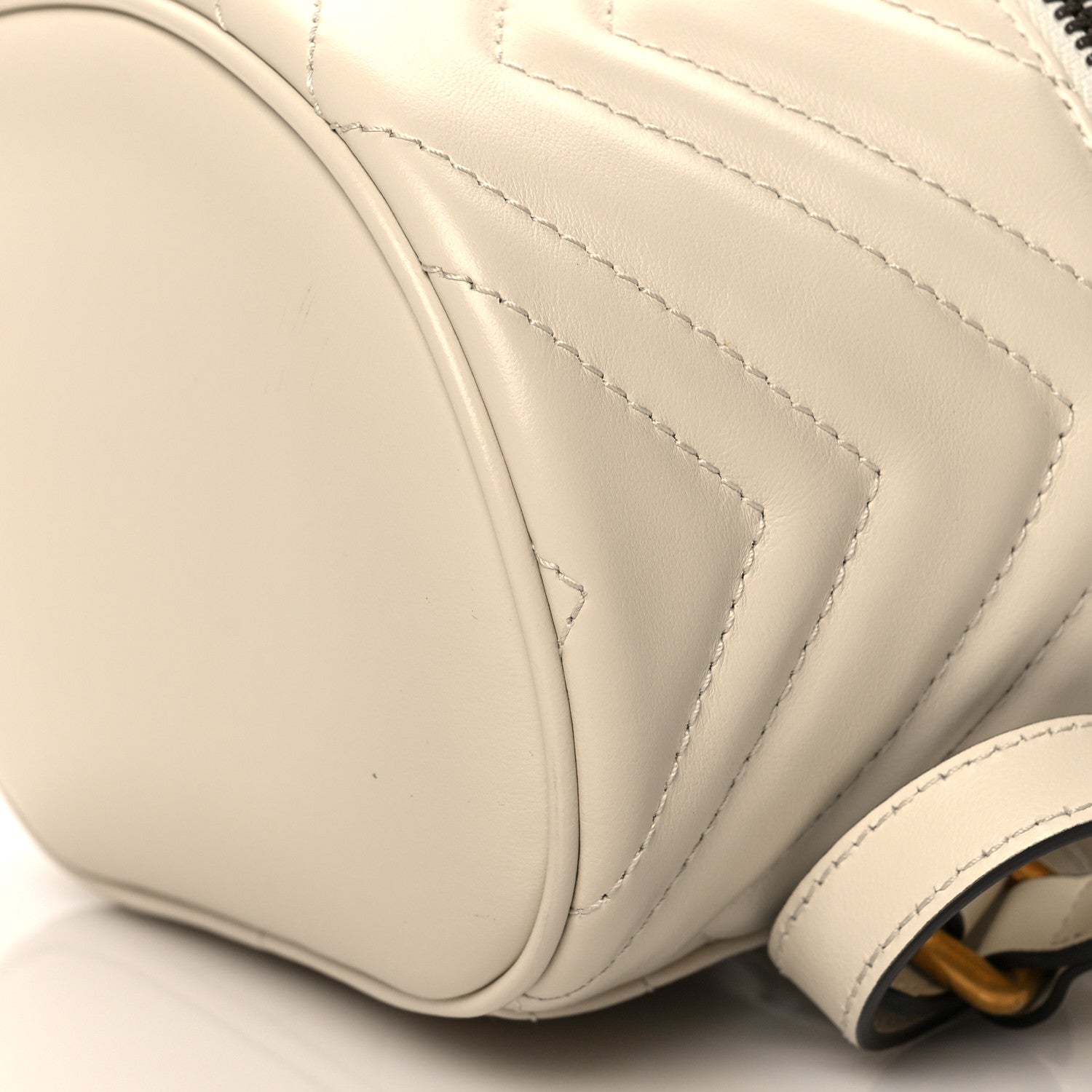 Gucci Calfskin Matelasse Mini GG Marmont Round Backpack White 10 of 10