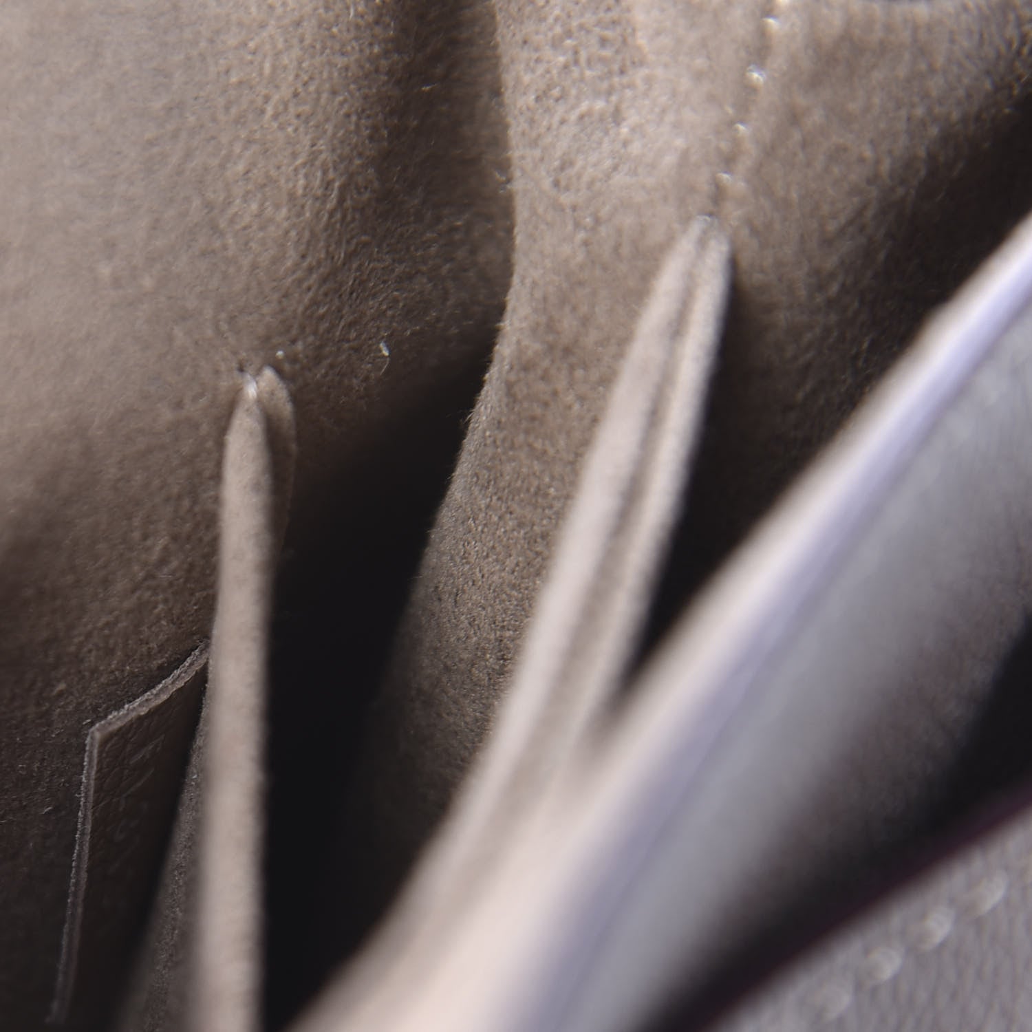 Louis Vuitton Soft Calfskin My Lockme Top Handle Taupe Glace 8 of 9