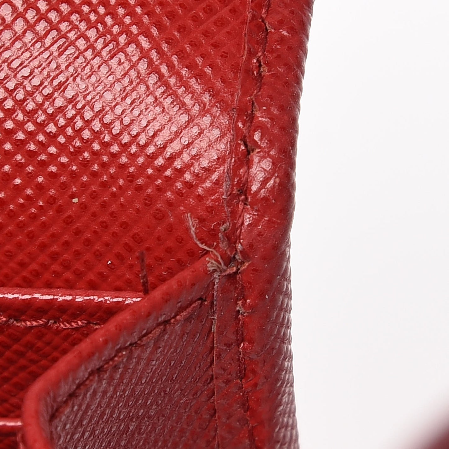 Saffiano Metal Flap Wallet With Strap Fuoco