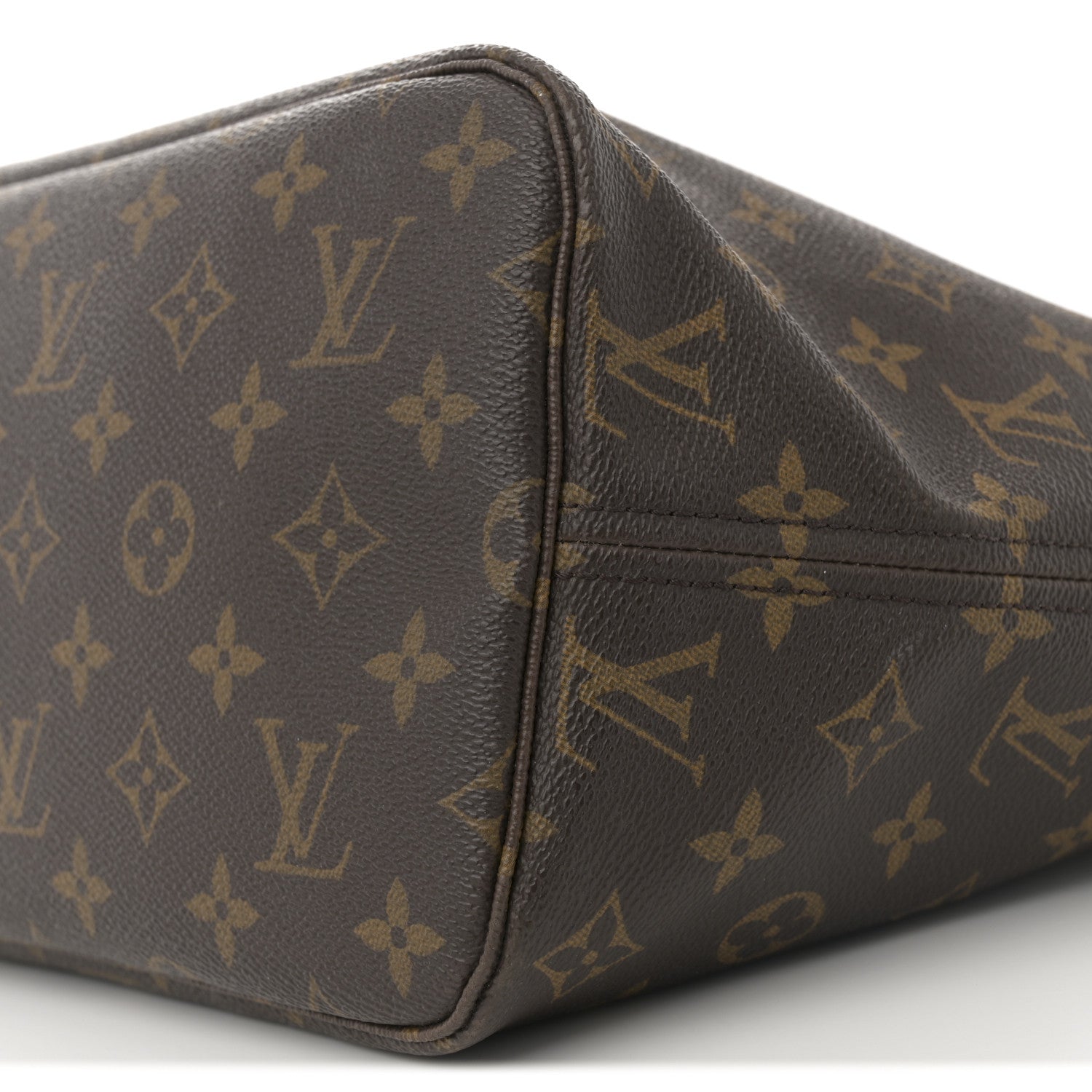 Louis Vuitton Monogram Neverfull MM 9 of 11