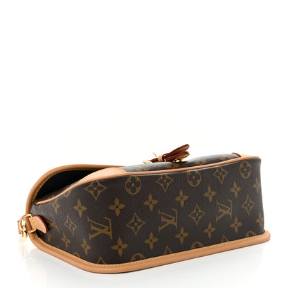 Louis Vuitton Monogram Diane 4 of 9