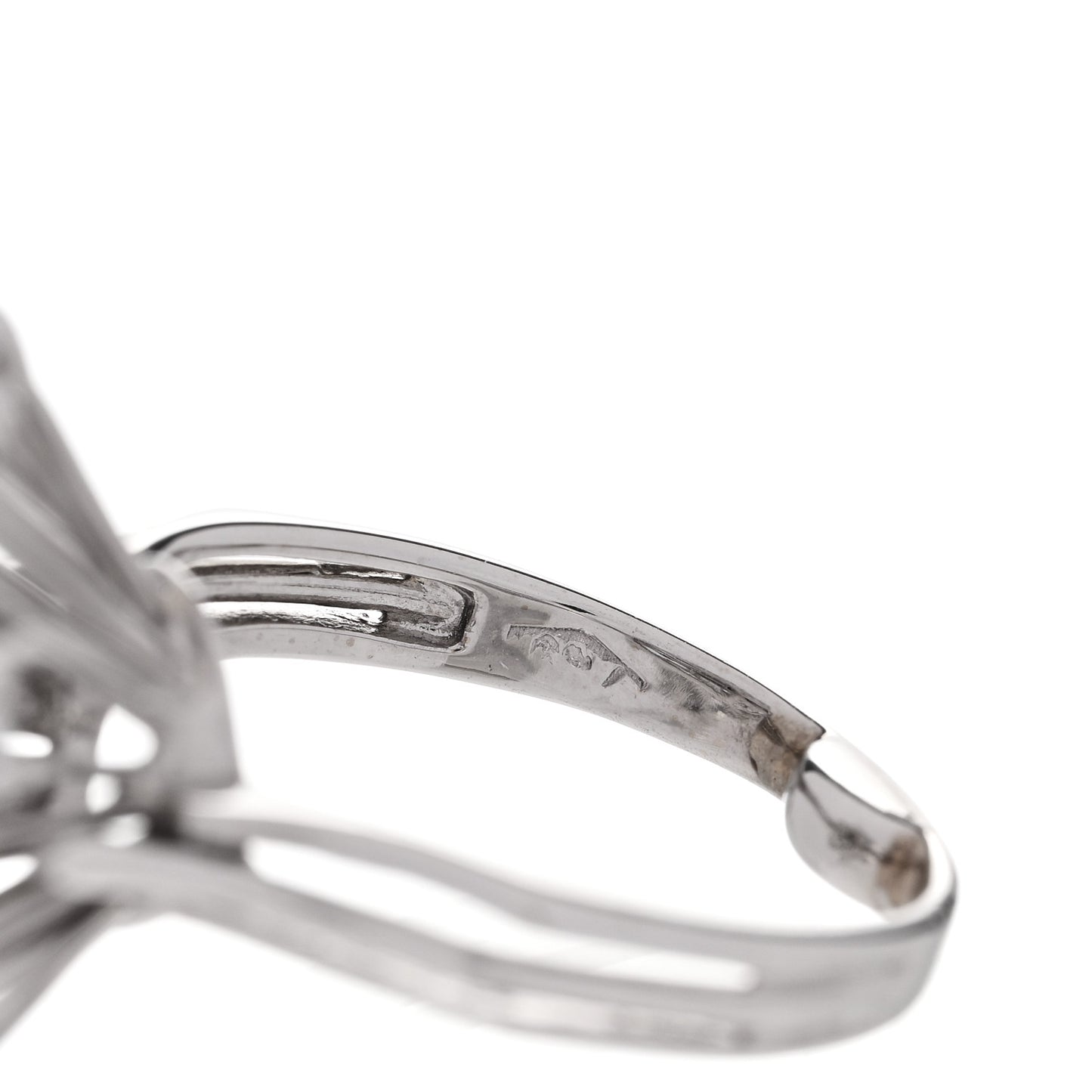 18K White Gold Diamond 1.80ctw Flower Spiral Cocktail Ring 52 6
