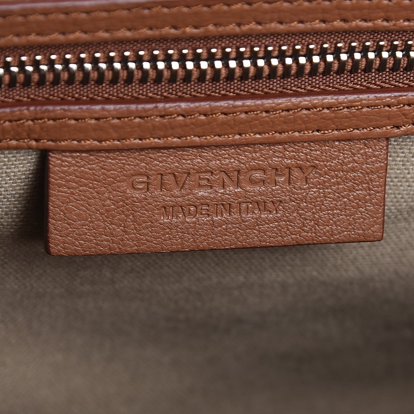 Sugar Goatskin Medium Antigona Cognac