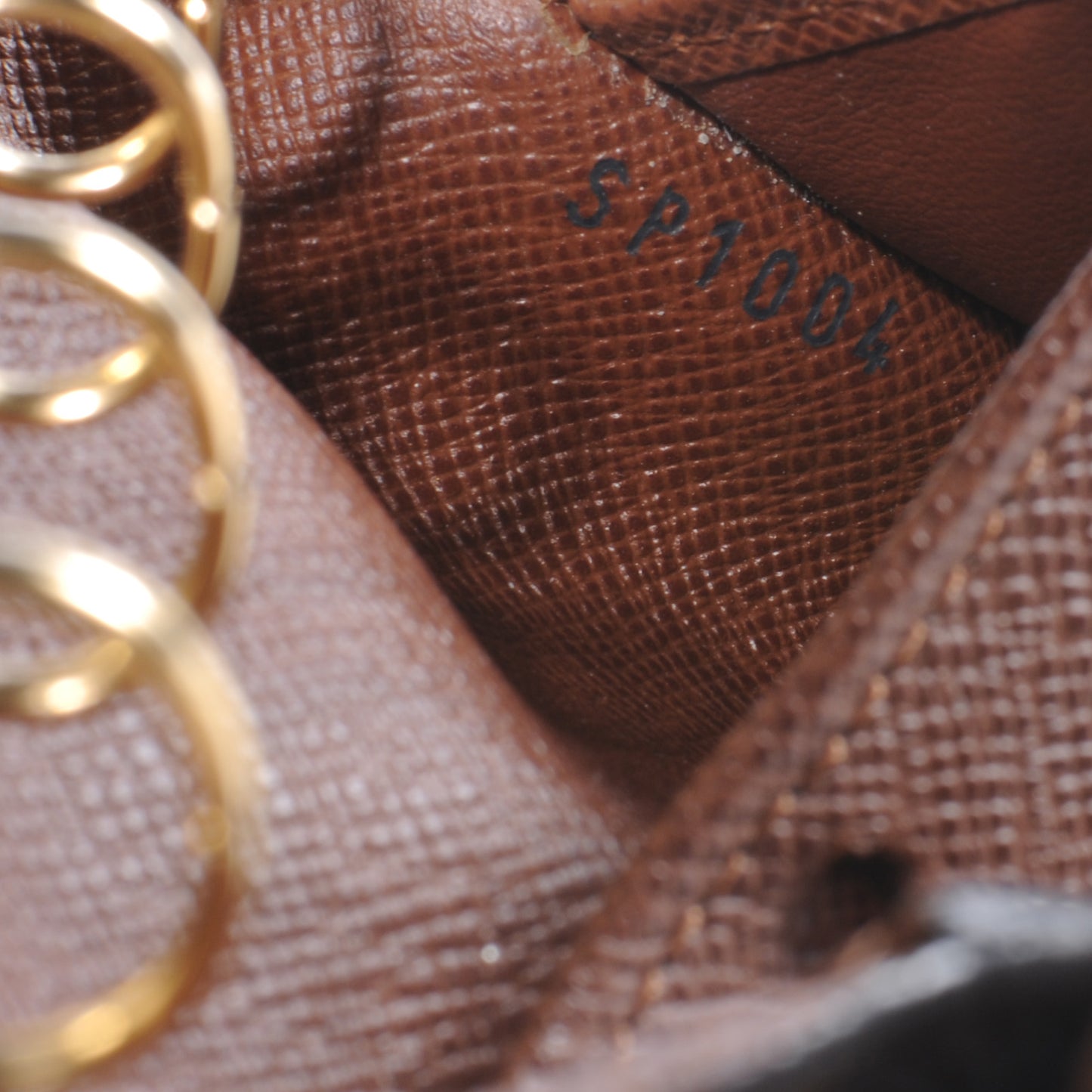 Monogram Small Ring Agenda