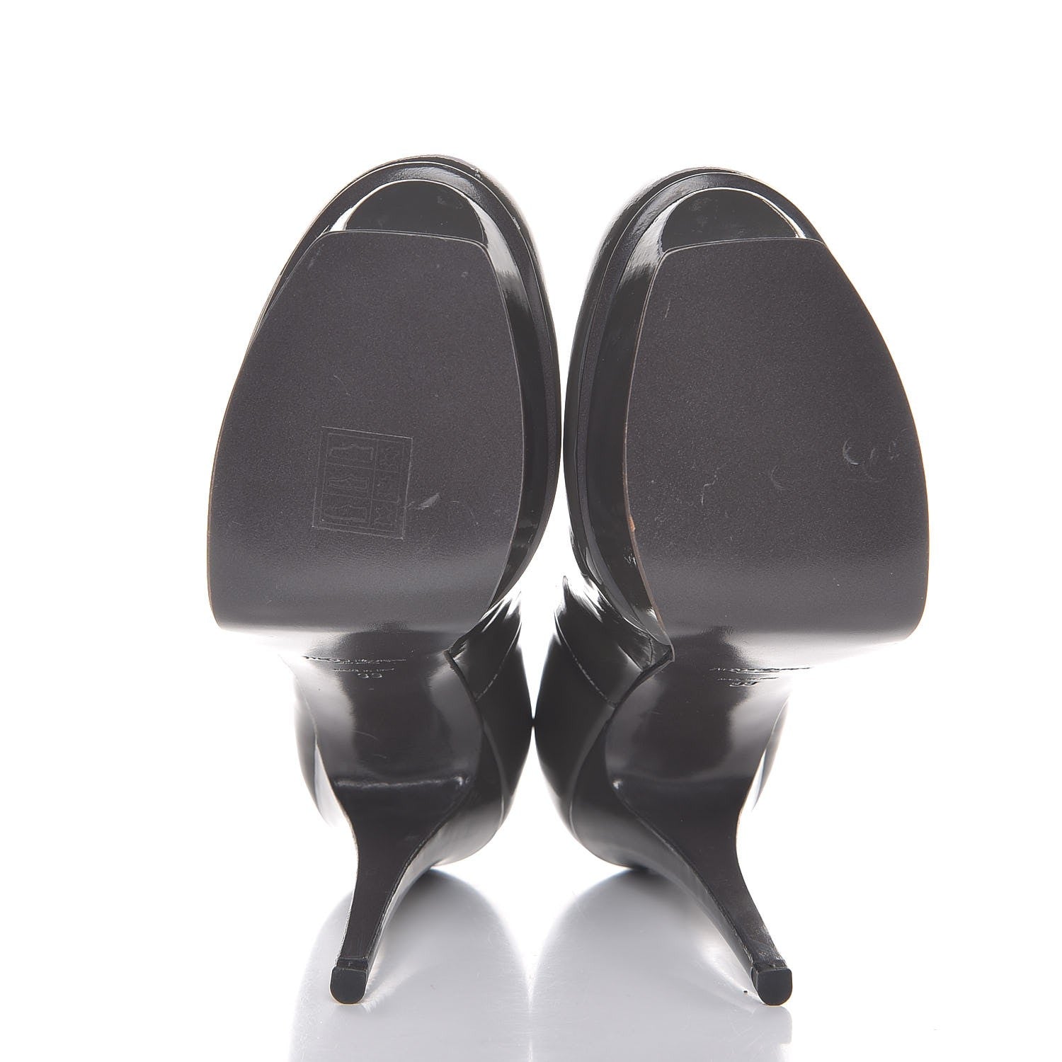 Saint Laurent Patent Tribute 105 Platform Pumps 39 Medium Grey 5 of 15