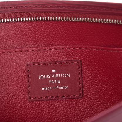 Louis Vuitton Epi Toiletry Pouch 19 Fuchsia 6 of 7