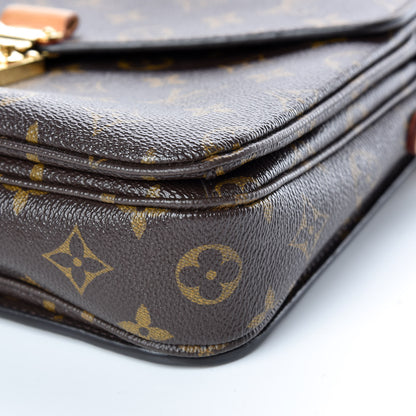 Louis Vuitton Monogram Pochette Metis 6 of 11