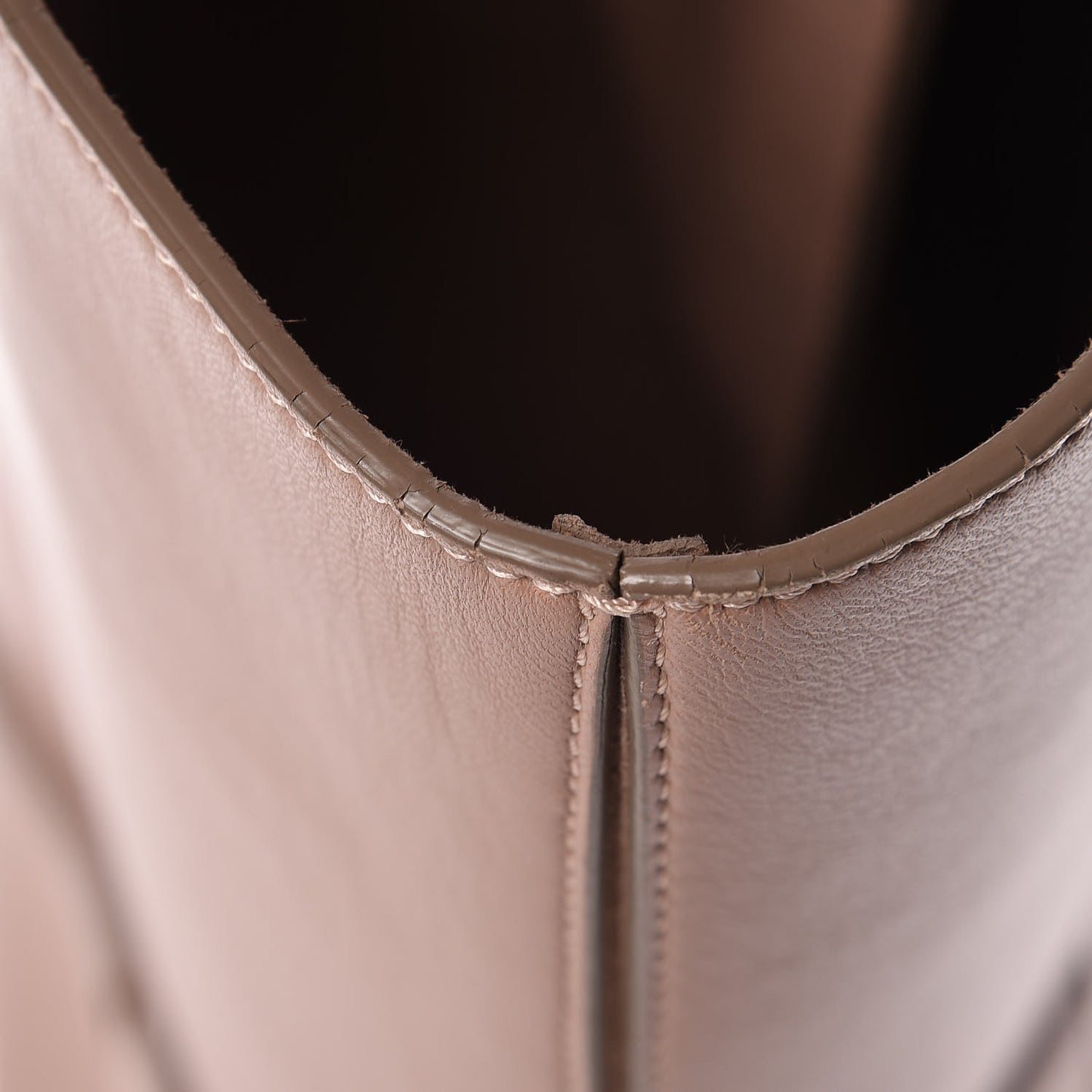 Nappa Medium Easy Tote Pale Pink