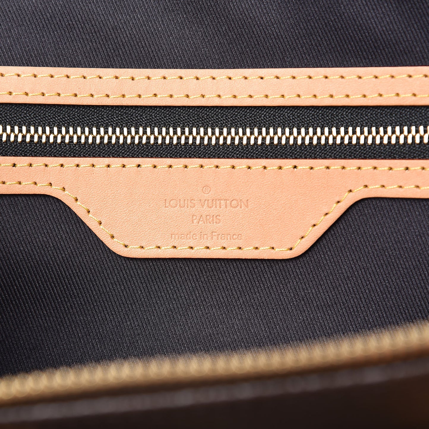 Reverse Monogram Giant Keepall Bandouliere 50