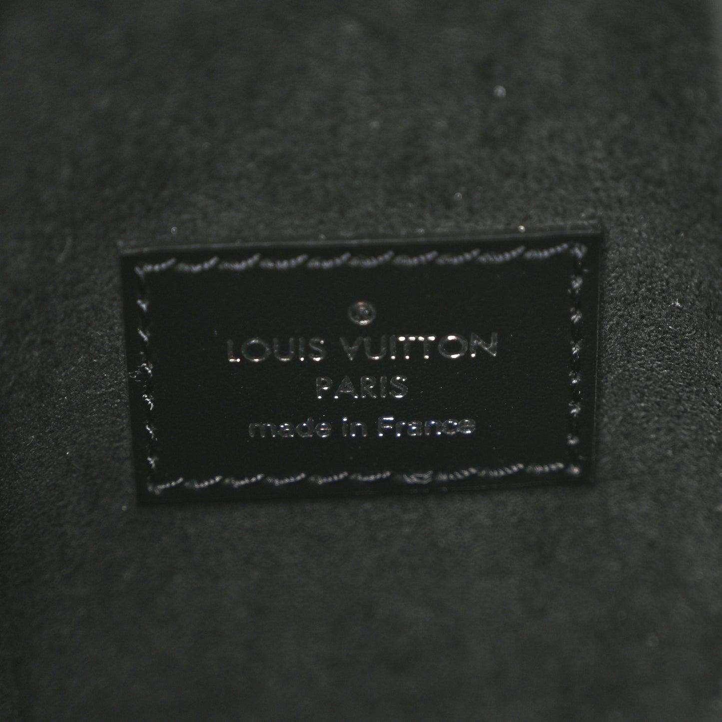 Calfskin Side Trunk MM Black