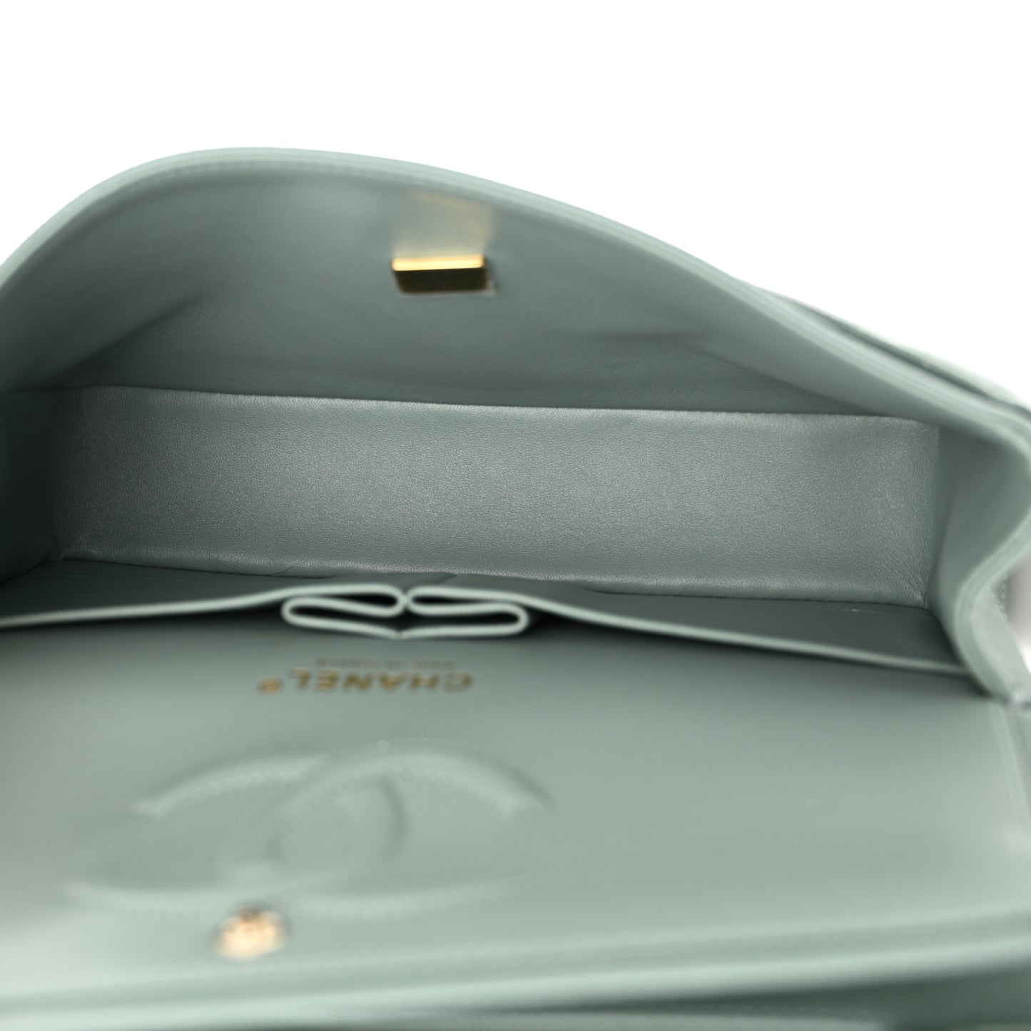 Caviar Quilted Medium Double Flap Green