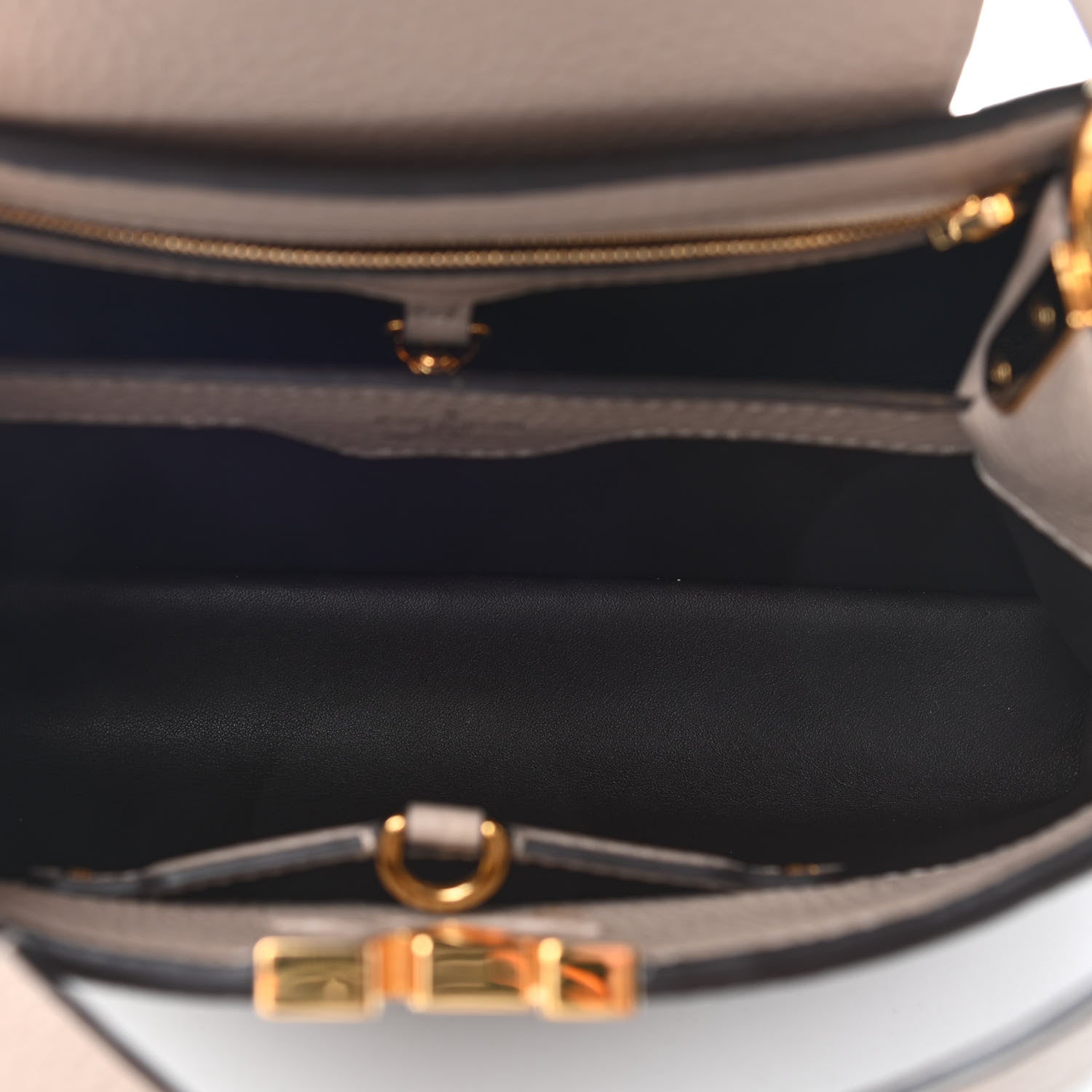 Louis Vuitton Taurillon Capucines BB Galet 5 of 8