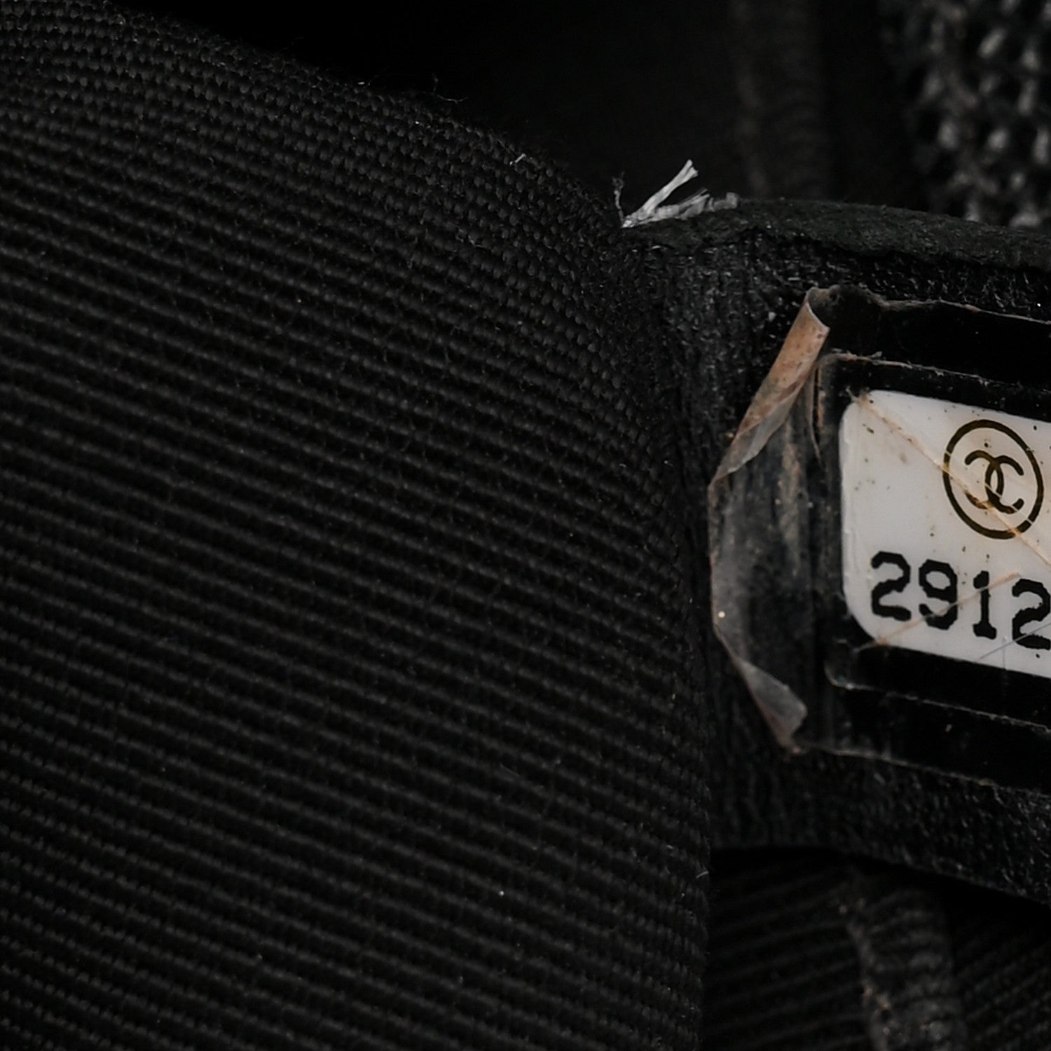 Chanel Caviar Quilted Medium Boy Flap Black 7 of 11