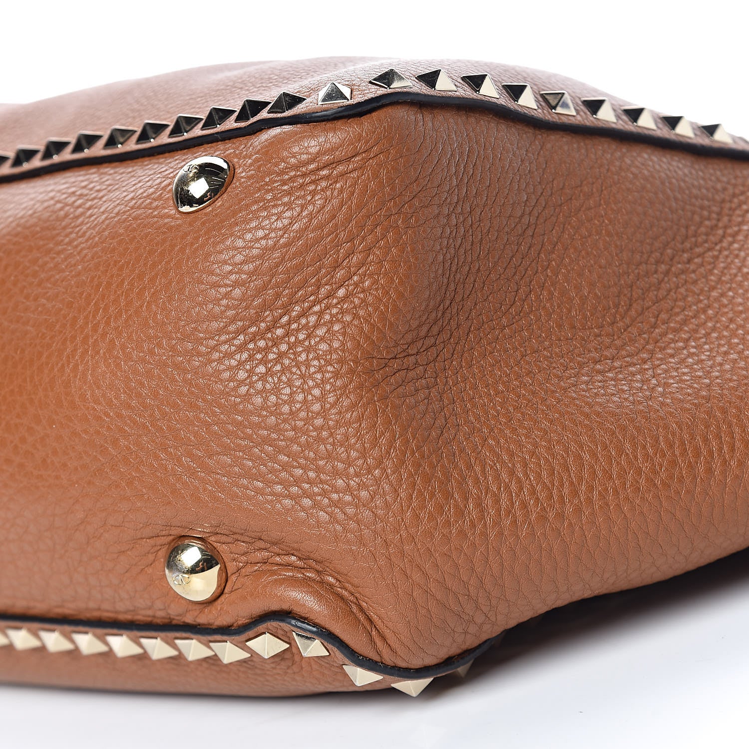 Valentino Garavani Pebbled Calfskin Medium Rockstud Tote Light Cuir 17 of 19