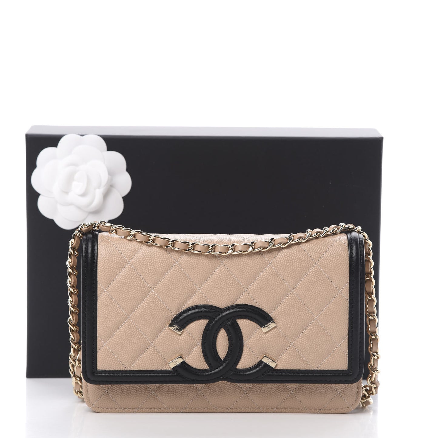 Caviar Quilted CC Filigree Wallet On Chain WOC Beige Black