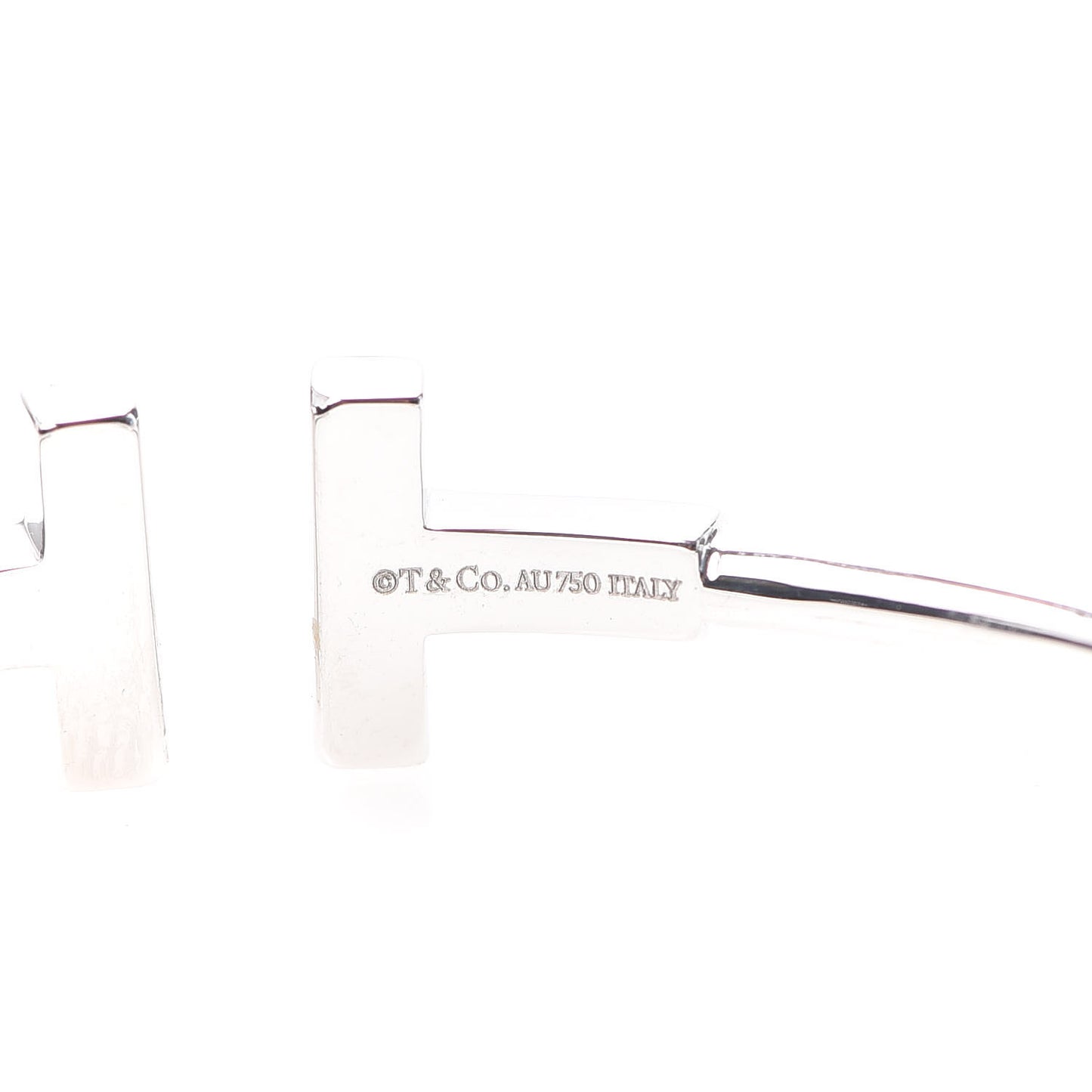 18K White Gold Ruby T Wire Bracelet