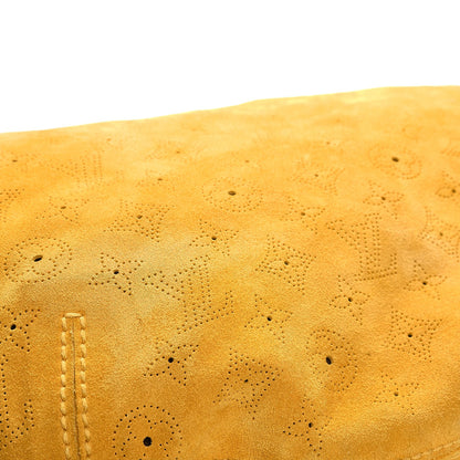 Louis Vuitton Suede Mahina Onatah GM Maize 9 of 9