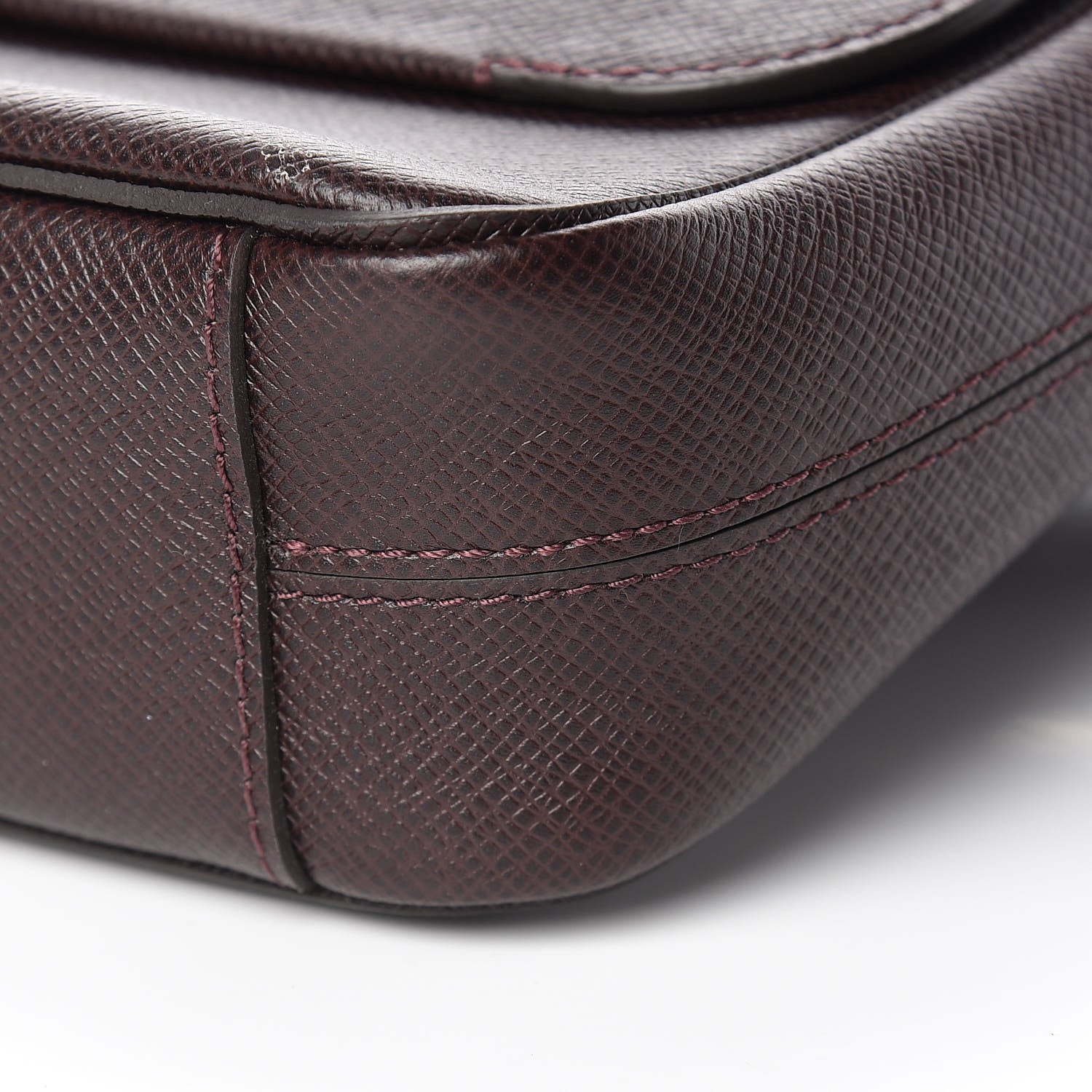 Louis Vuitton Taiga Roman PM Messenger Acajou 8 of 10
