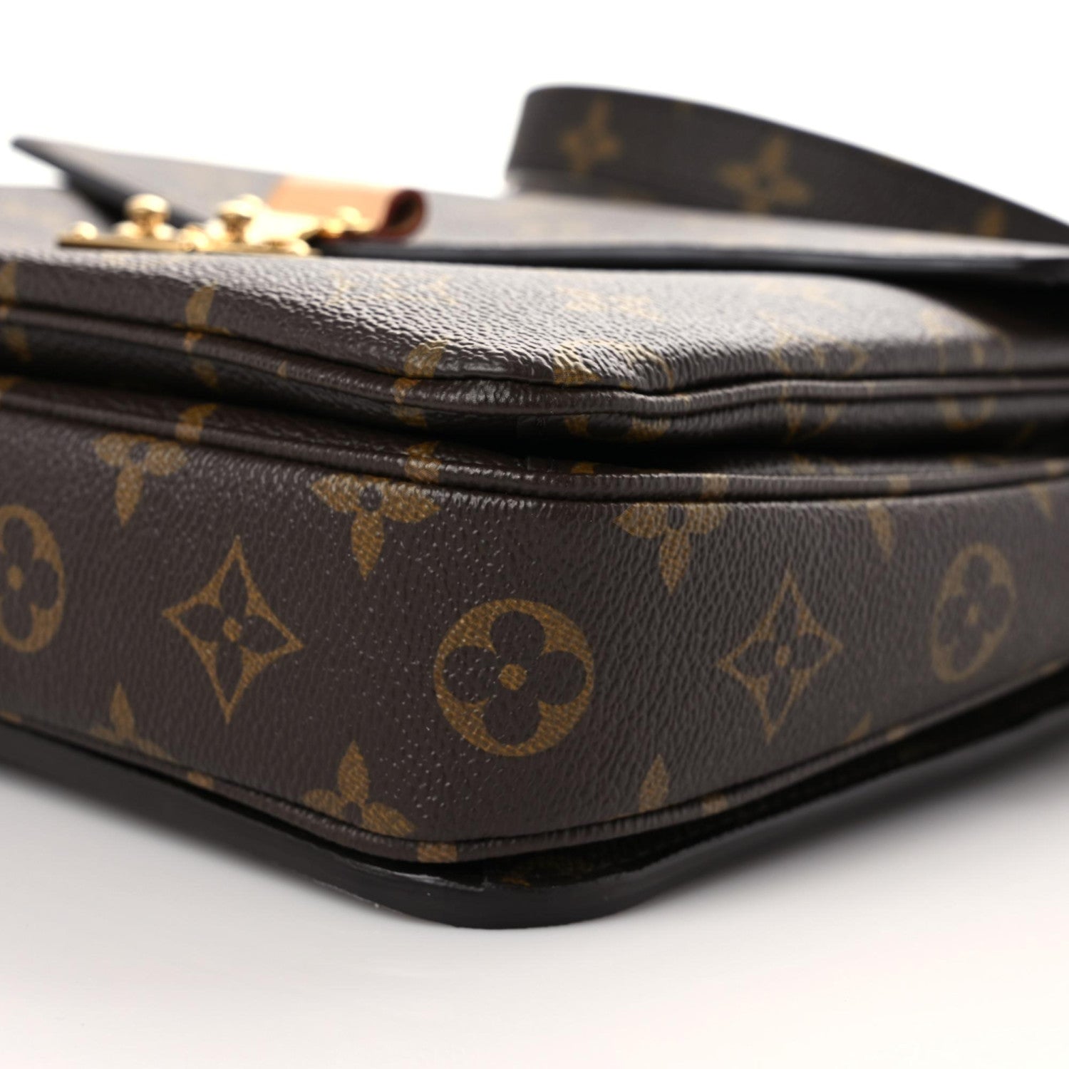 Louis Vuitton Monogram Pochette Metis 5 of 11