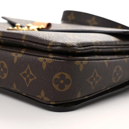 Louis Vuitton Monogram Pochette Metis 5 of 11