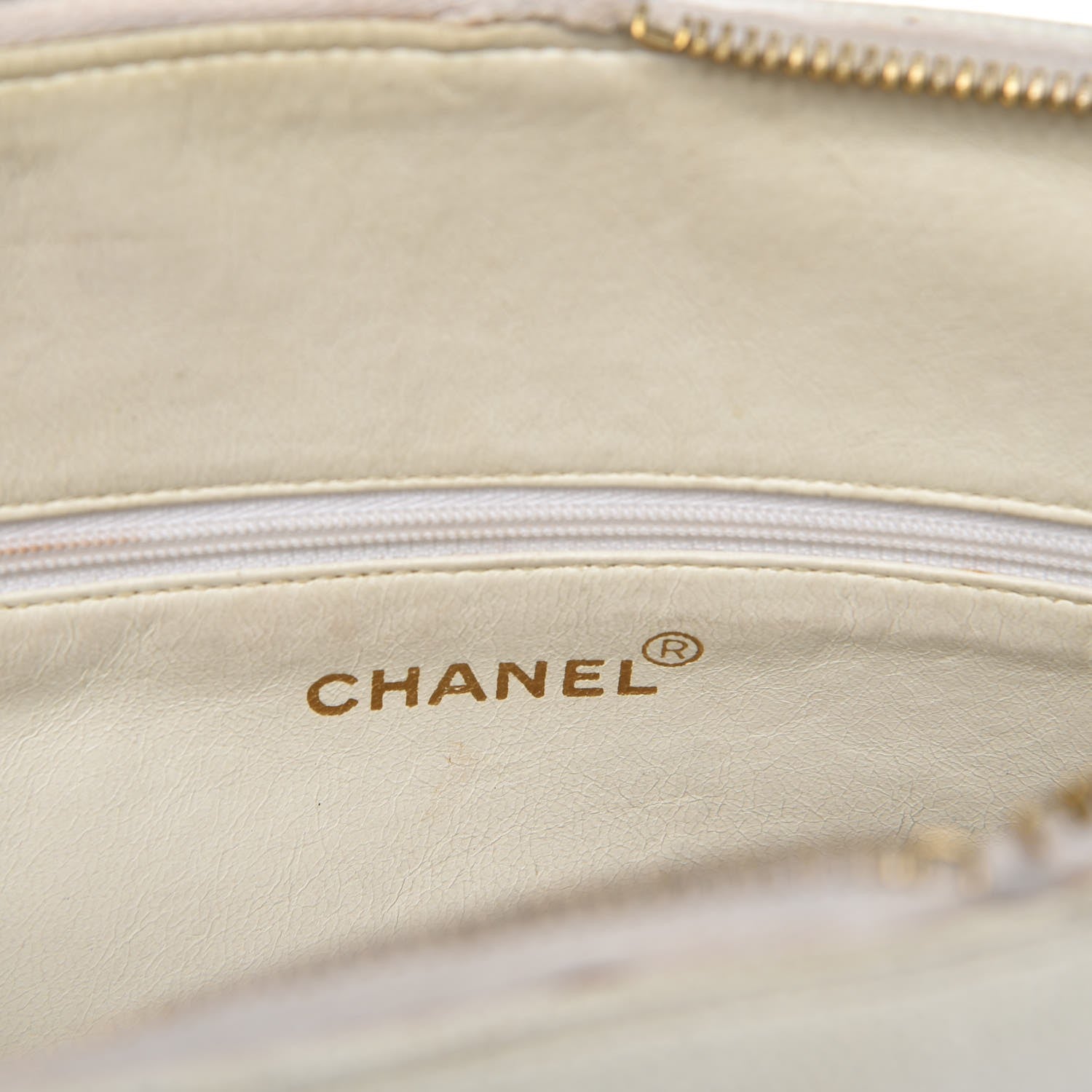 Chanel Caviar CC Tote White 7 of 13