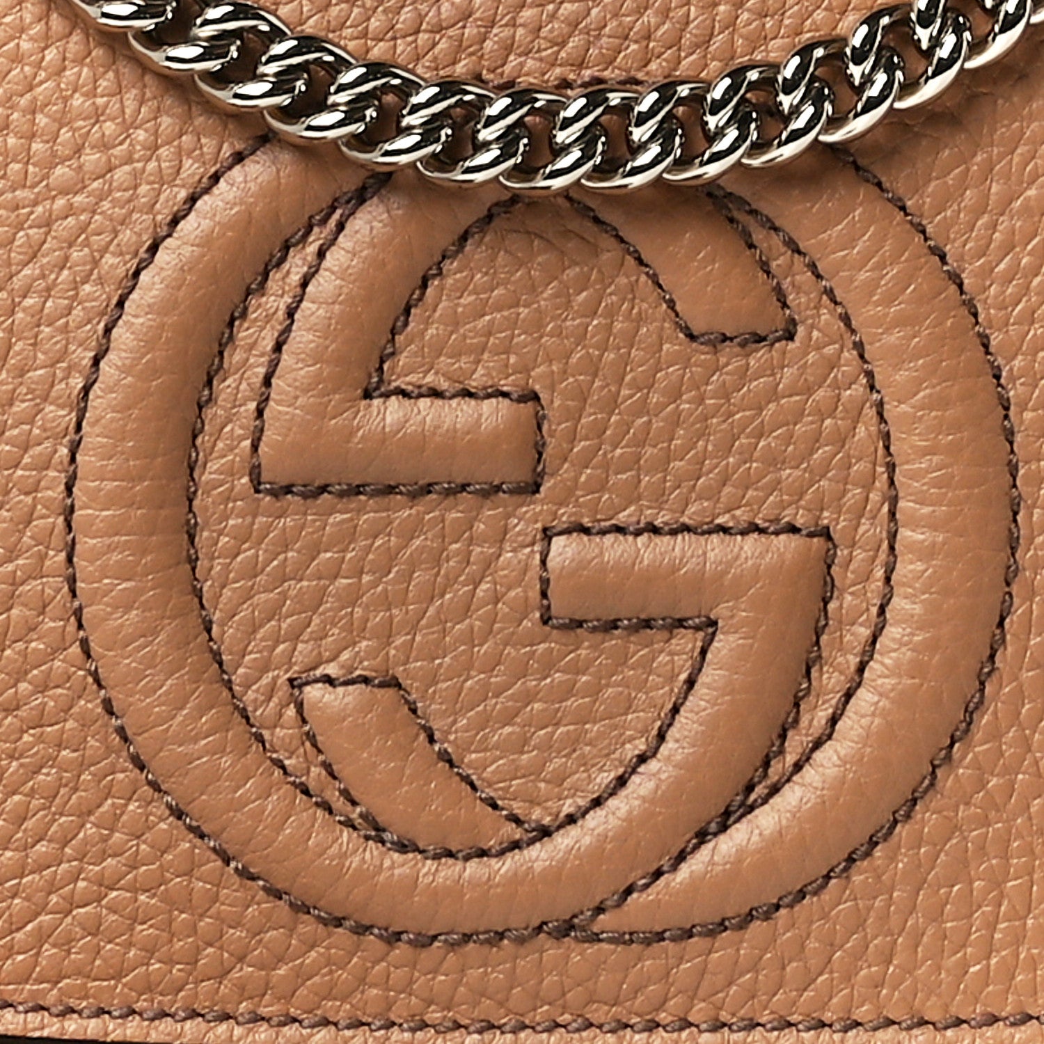 Gucci Pebbled Calfskin Medium Soho Flap Crossbody Camelia 9 of 12