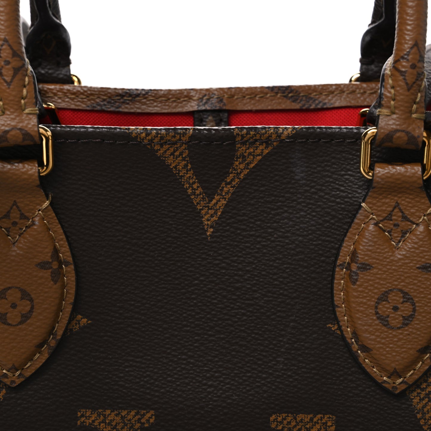 Reverse Monogram Giant Onthego MM