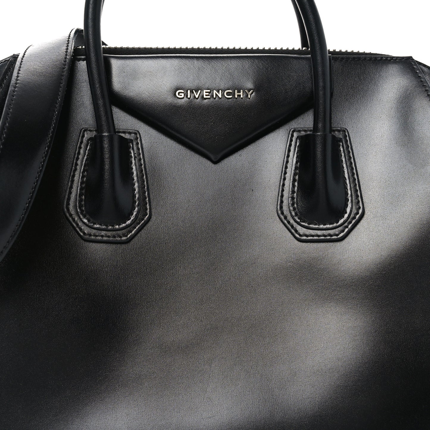 Shiny Lord Calfskin Medium Antigona Black