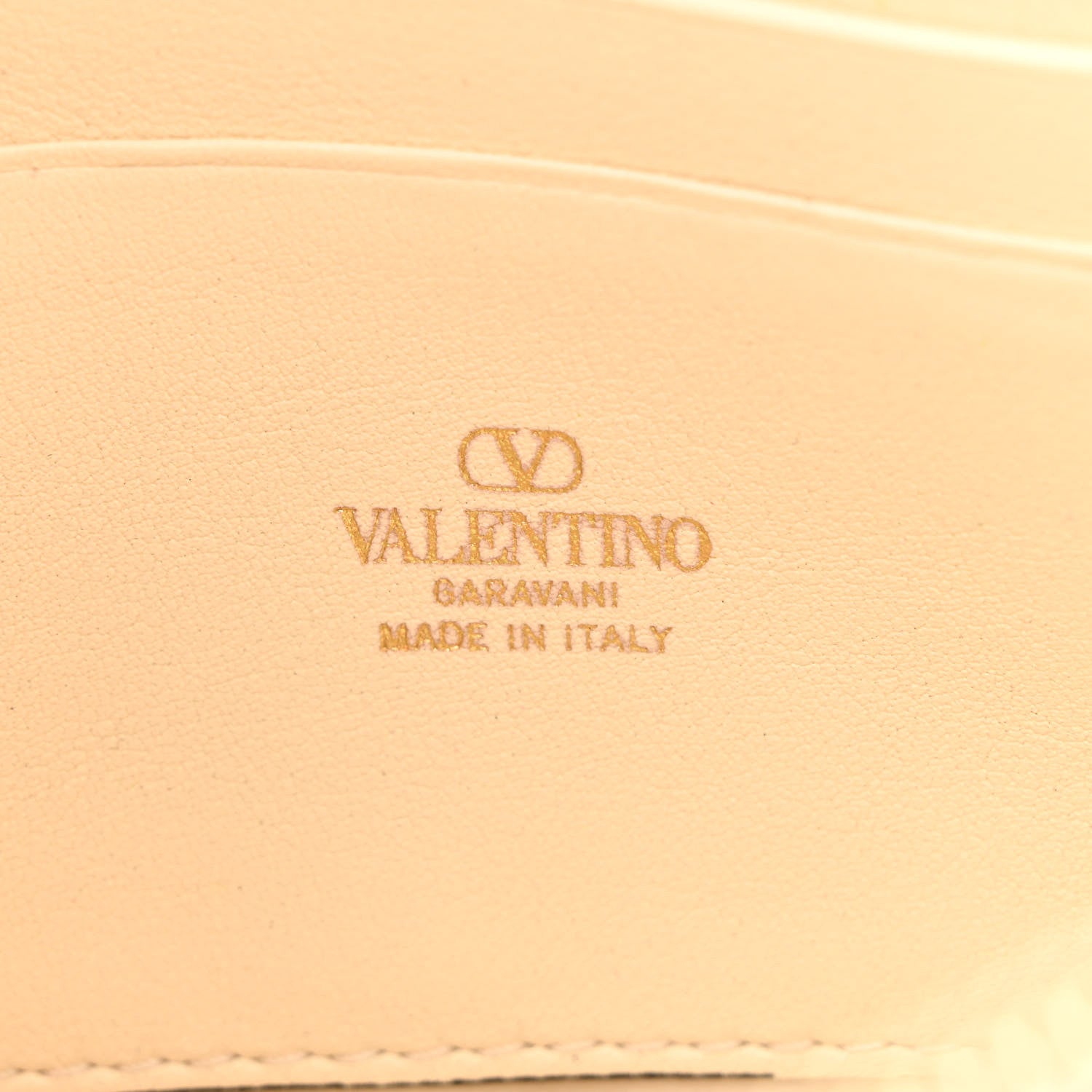 Valentino Garavani Vitello Rockstud Flip Lock Wallet On Chain Light Ivory 6 of 10