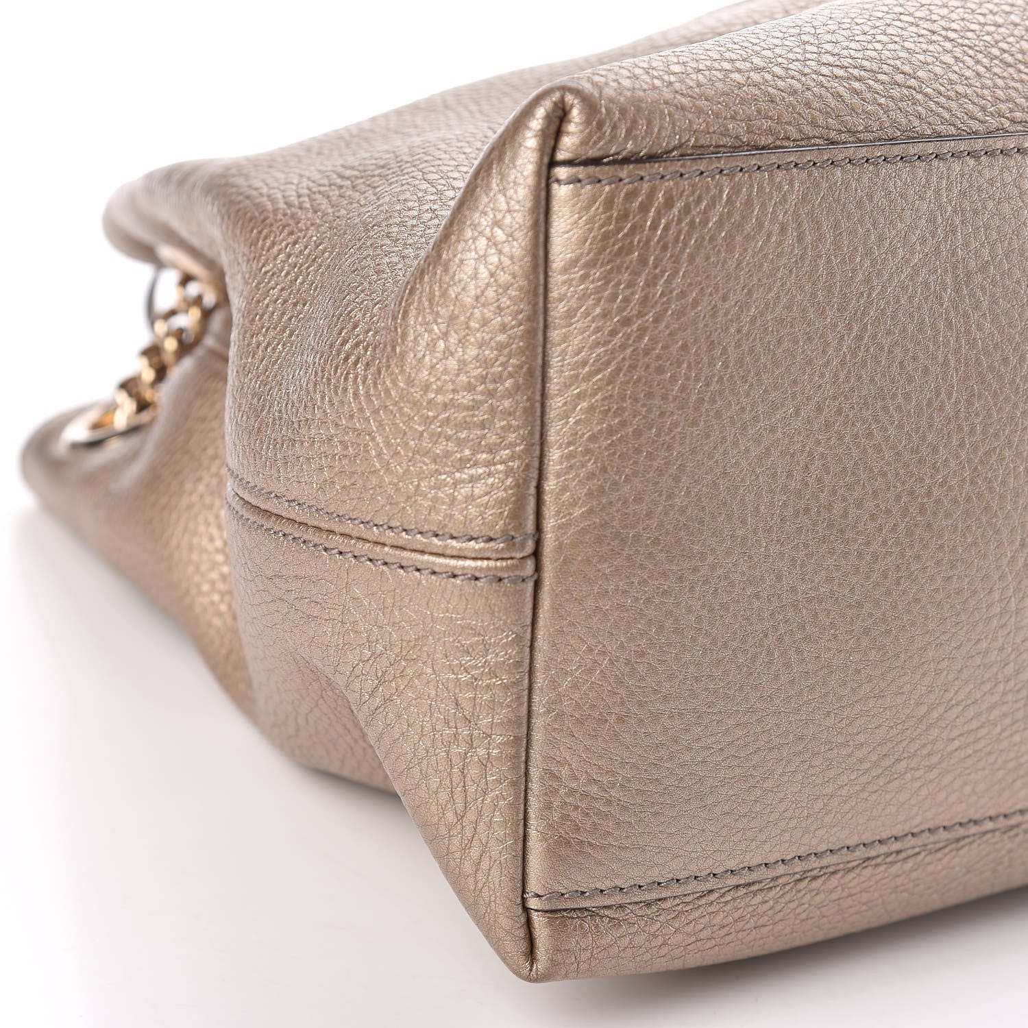 Gucci Metallic Pebbled Calfskin Medium Soho Chain Shoulder Bag Golden Beige 5 of 10