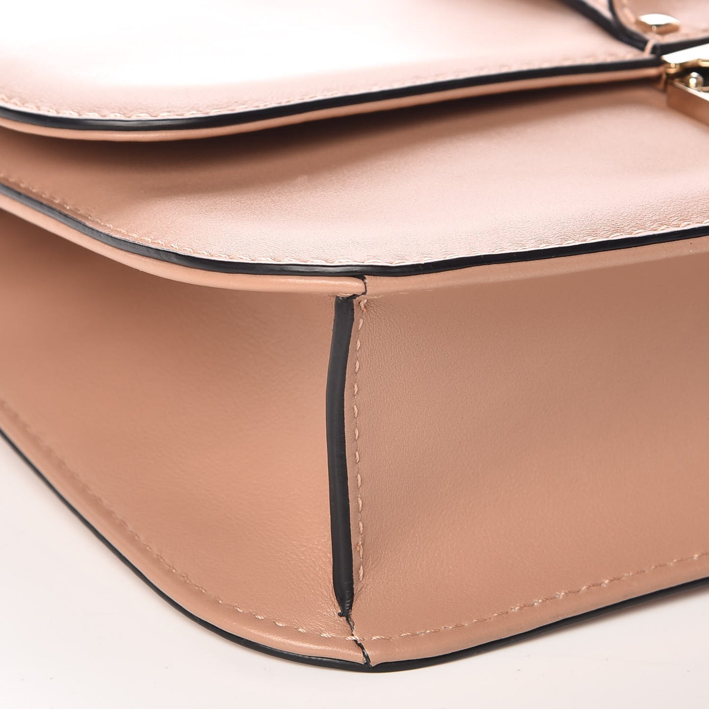 Vitello Medium Glam Lock Rockstud Flap Soft Noisette