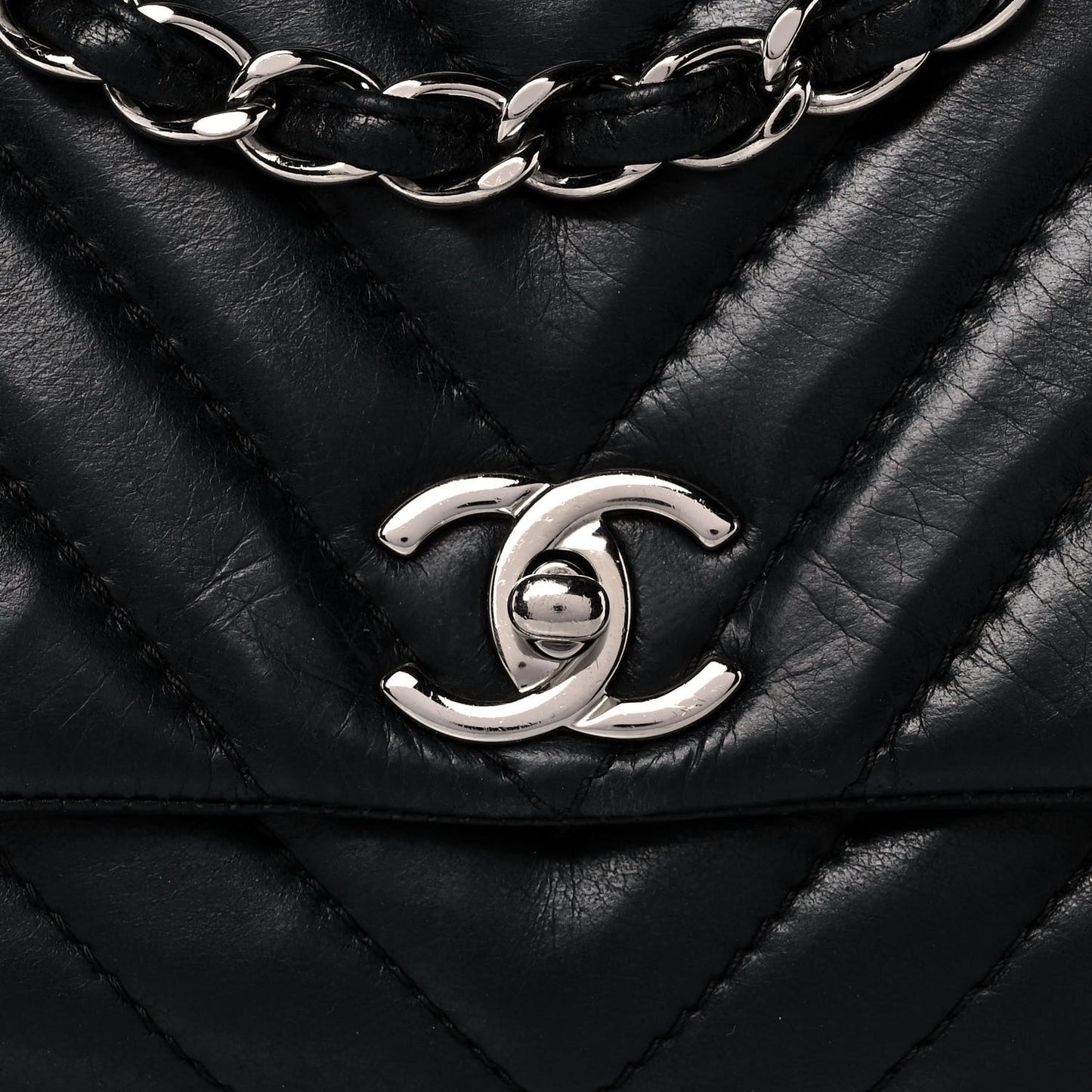 Lambskin Chevron Quilted Single Flap Black