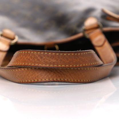 Louis Vuitton Monogram Batignolles Vertical 22 of 24