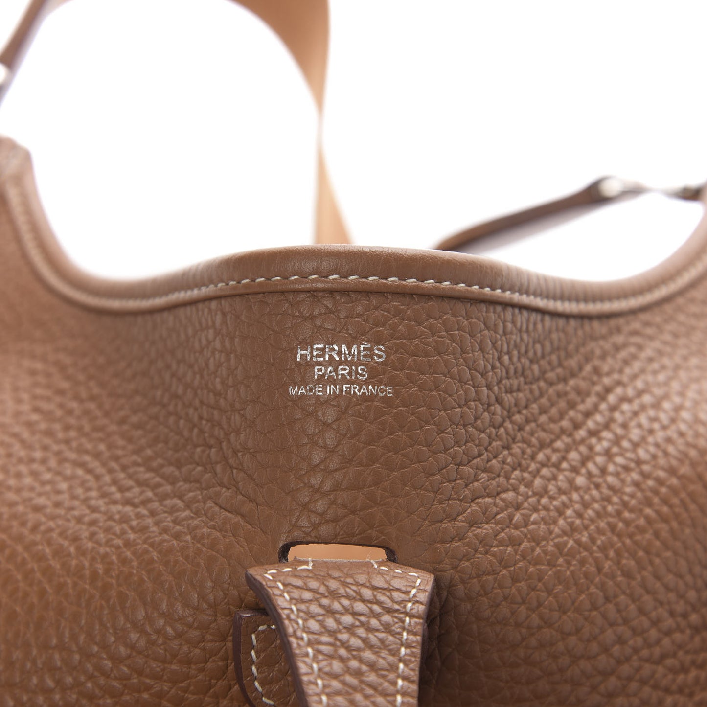 Taurillon Clemence Evelyne III PM Gold