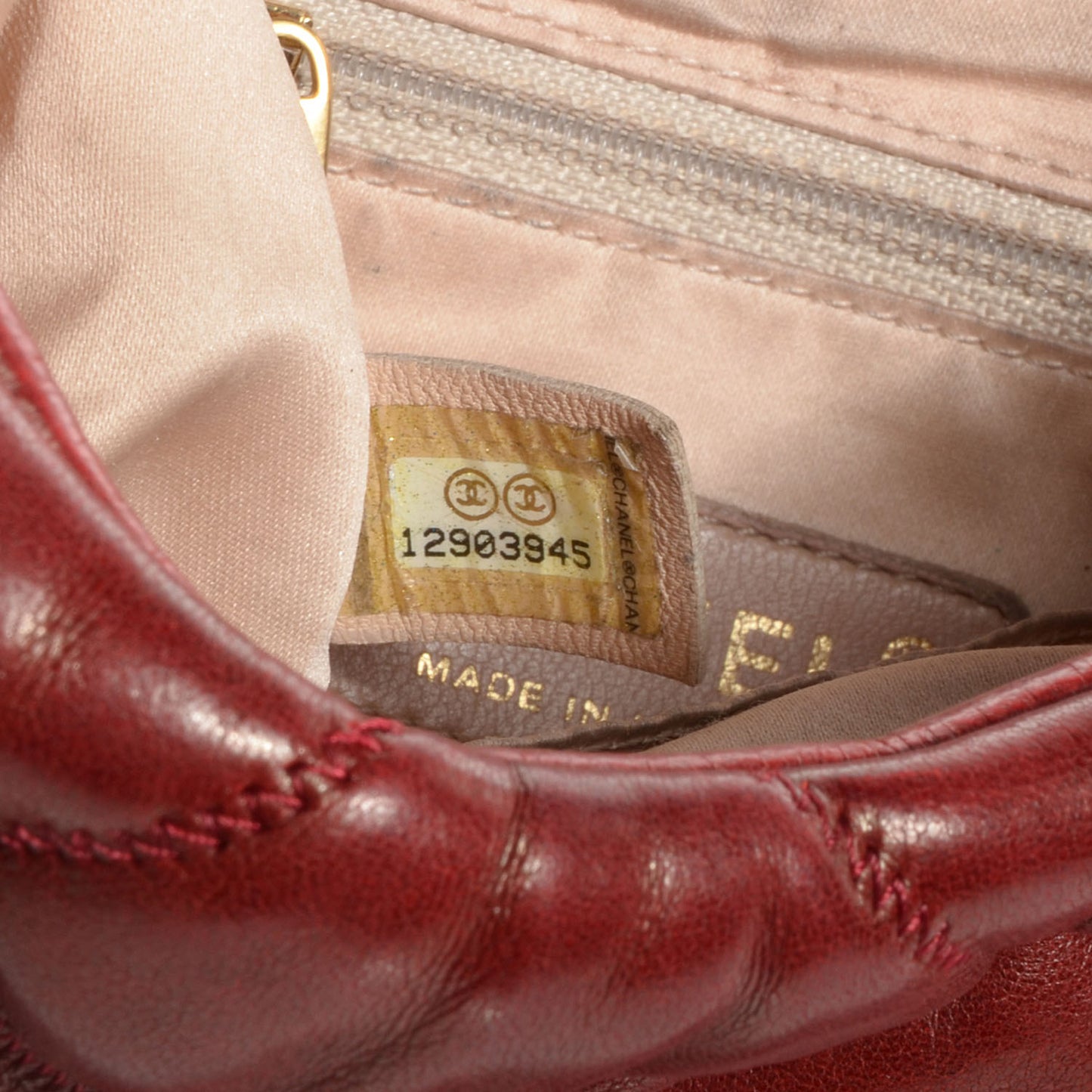 Lambskin Bubble Quilt Flap Bag Red