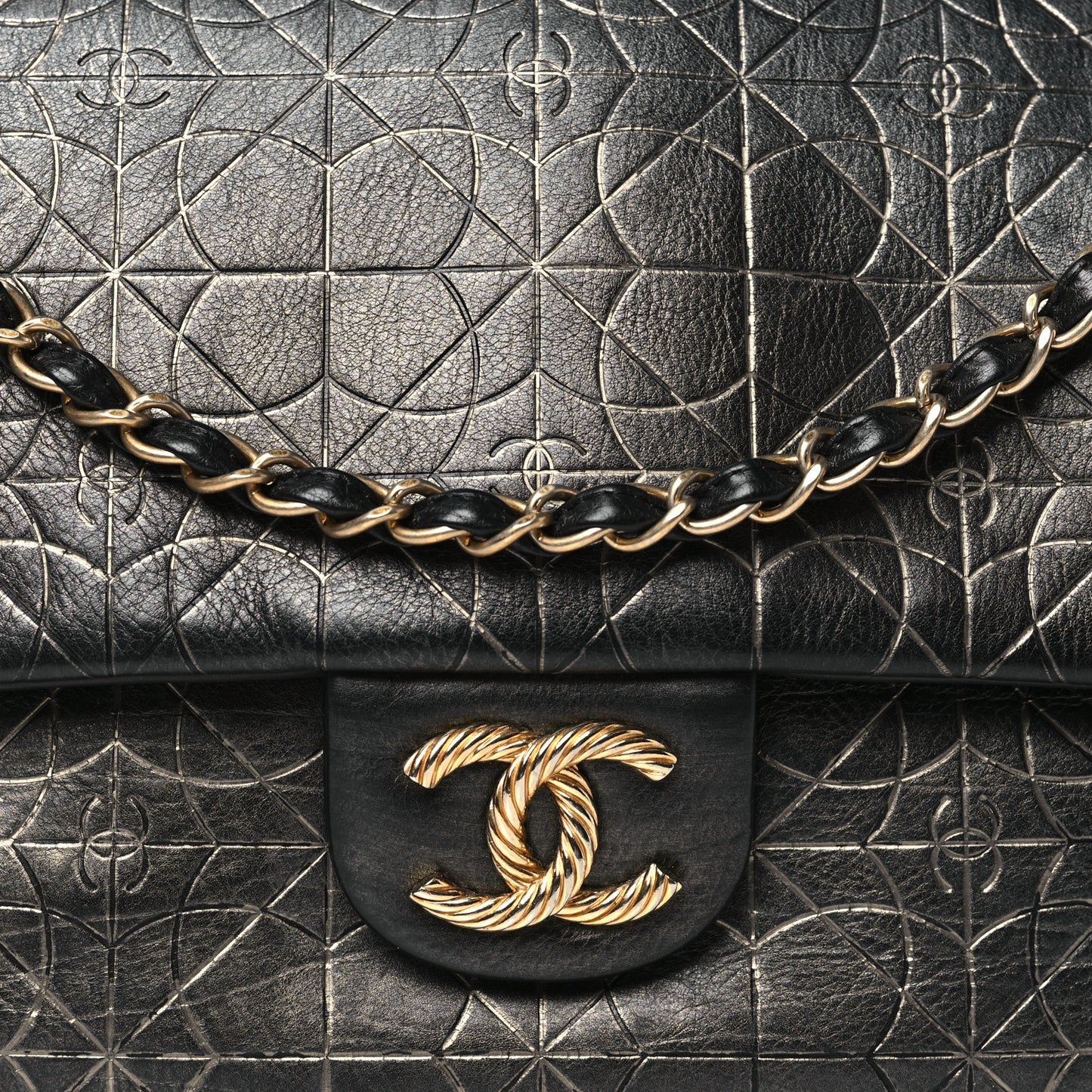 Metallized Effect Embossed Calfskin Quilted Paris Moscou Moujik Flap Black