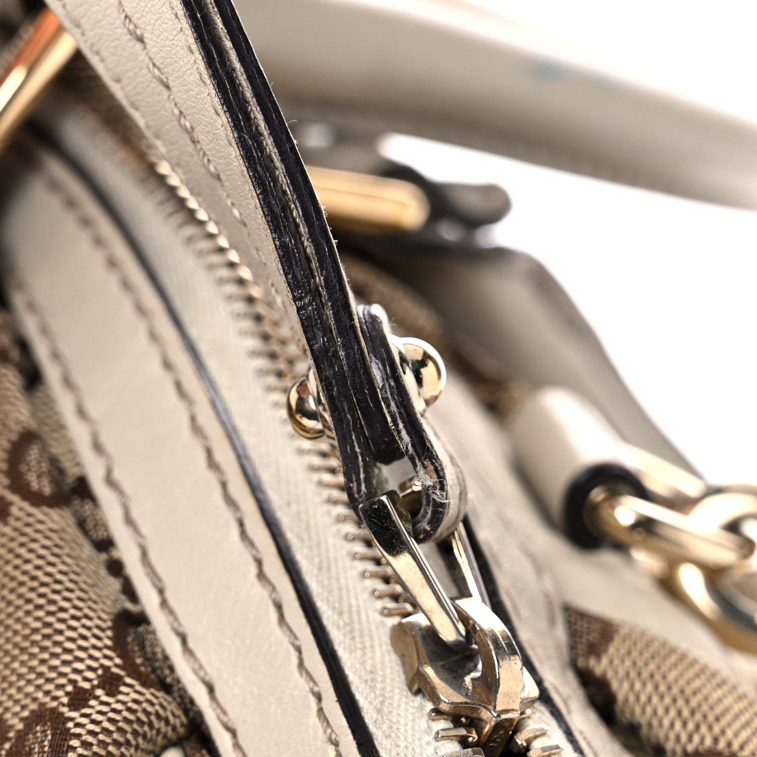 Gucci Monogram Medium Sukey Boston Off White 22 of 44
