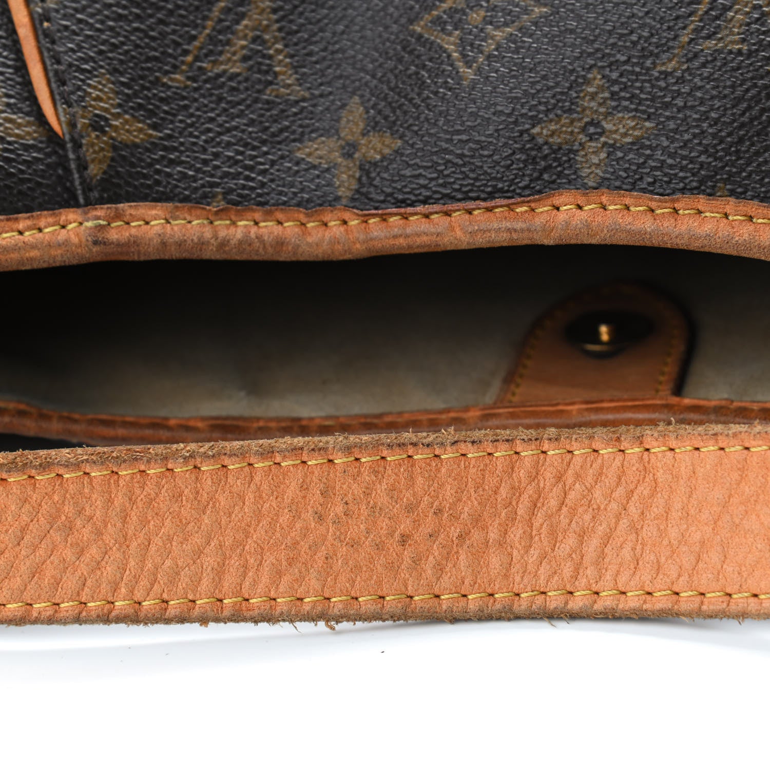 Louis Vuitton Monogram Galliera PM 9 of 14