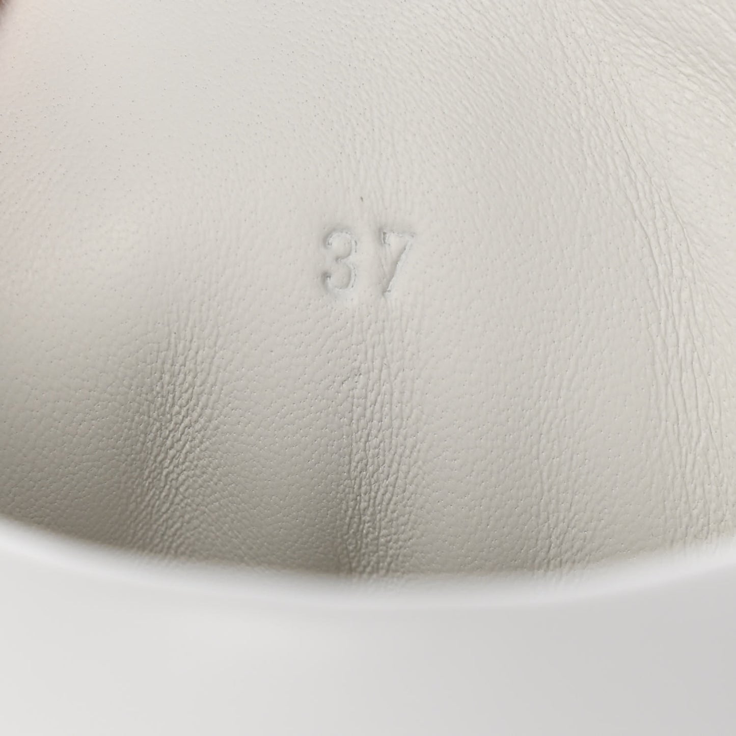 Calfskin Perforated Daydream Sneakers 37 White