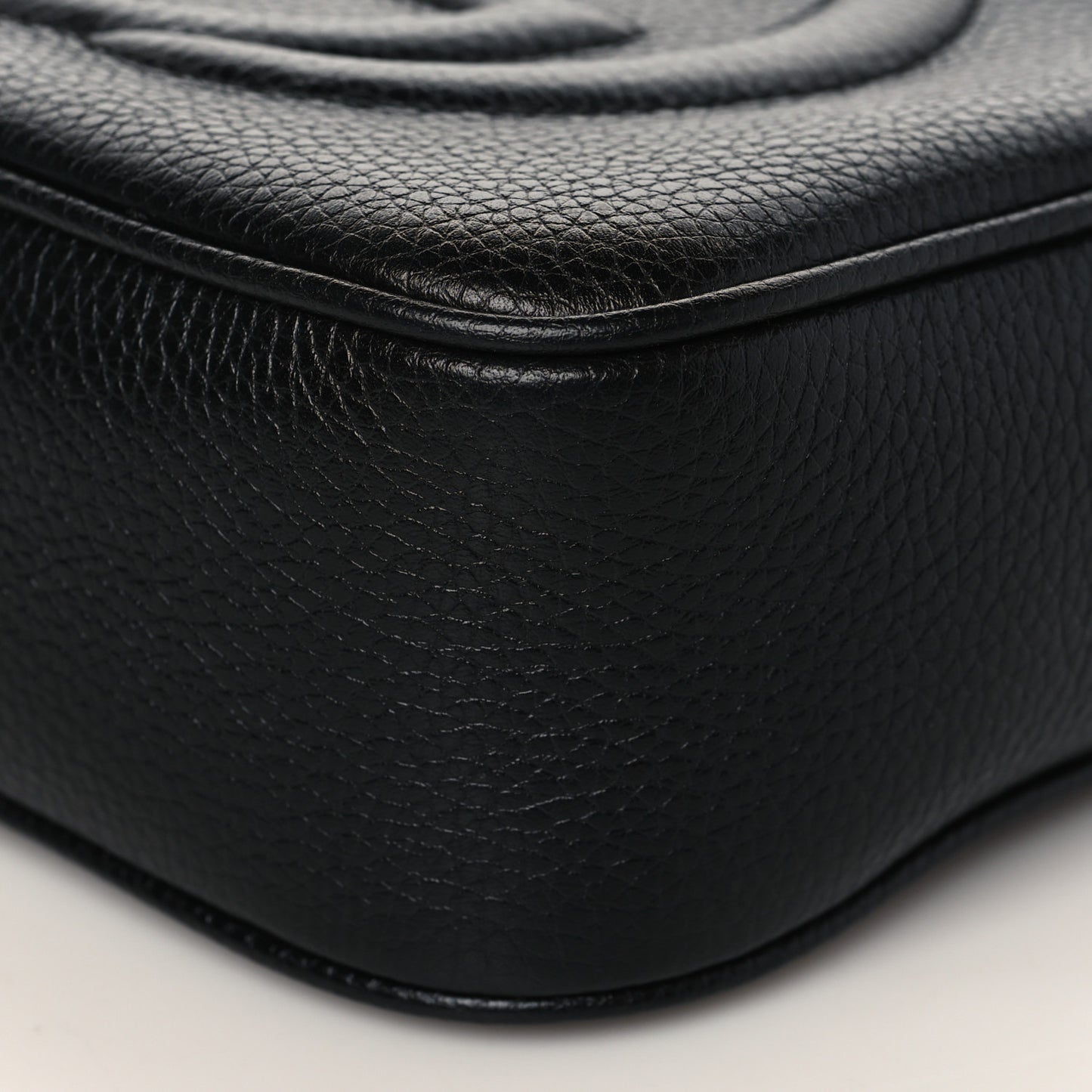 Pebbled Calfskin Small Soho Disco Bag Black