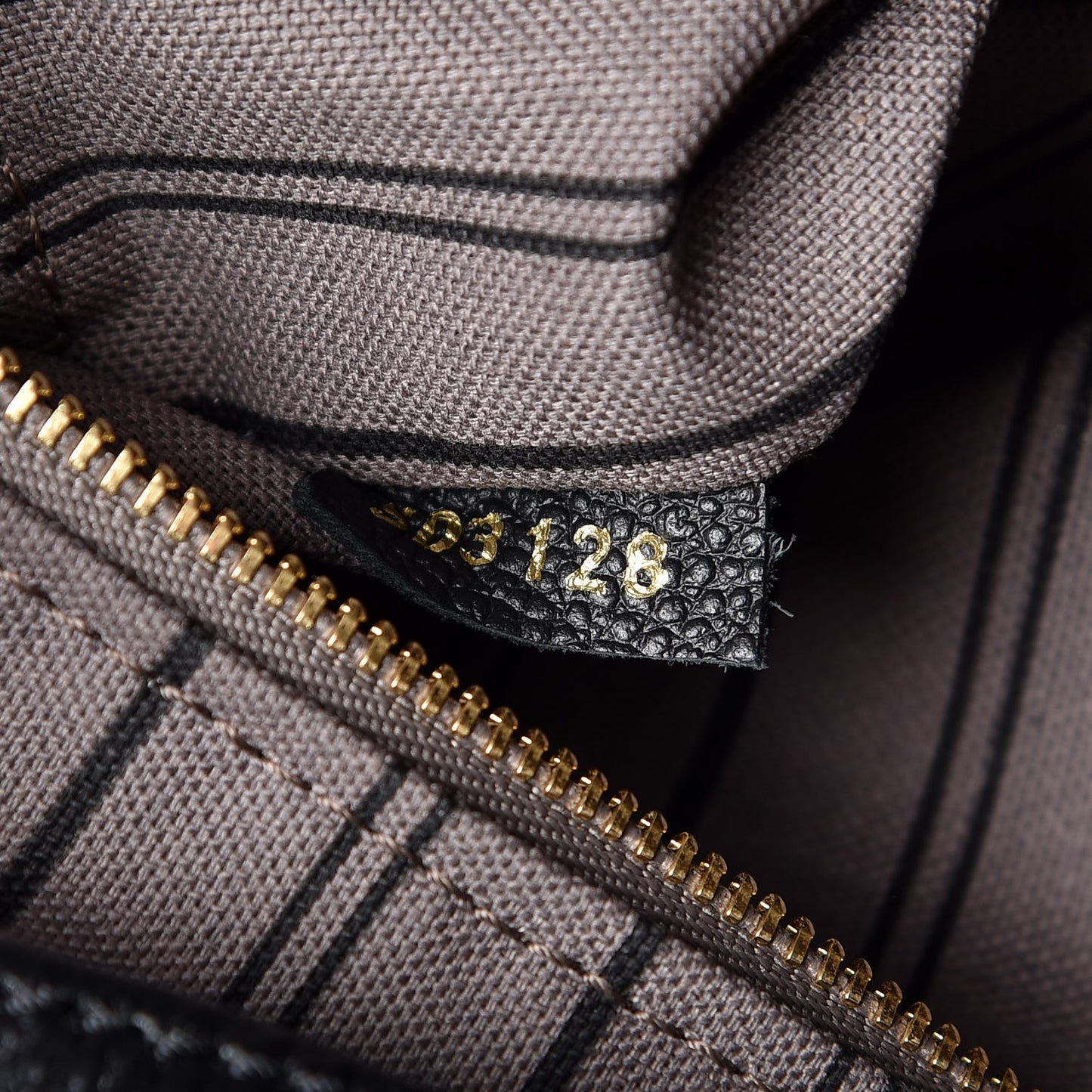 Empreinte Artsy MM Black