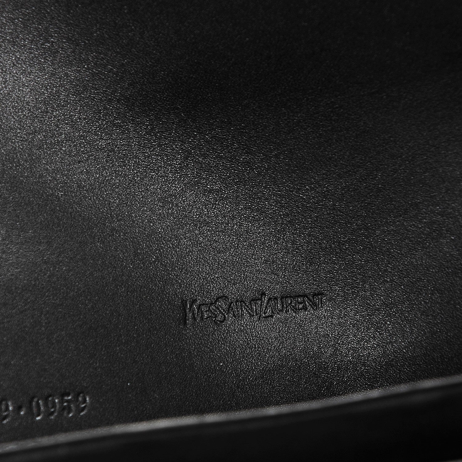 Saint Laurent Textured Patent Belle De Jour Wallet Black 6 of 8