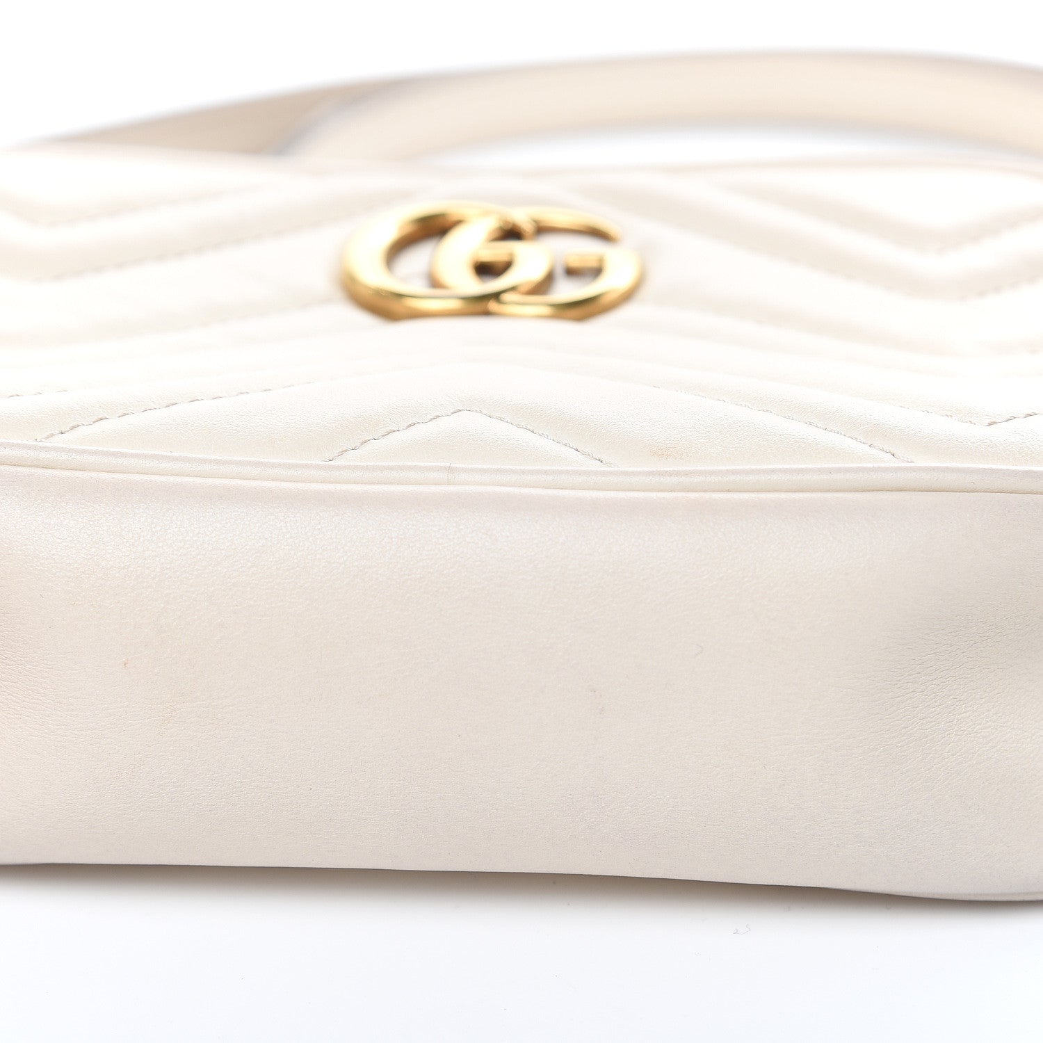 Gucci Calfskin Matelasse Mini GG Marmont Chain Shoulder Bag White 9 of 18