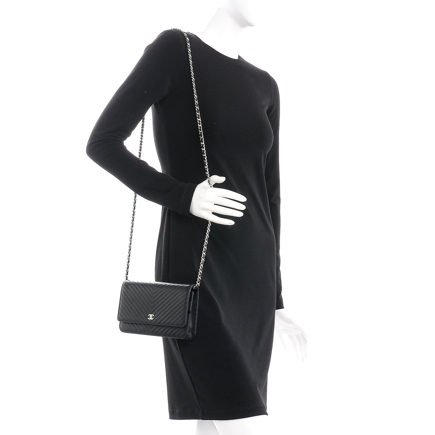 Caviar Chevron Quilted Wallet On Chain WOC Black