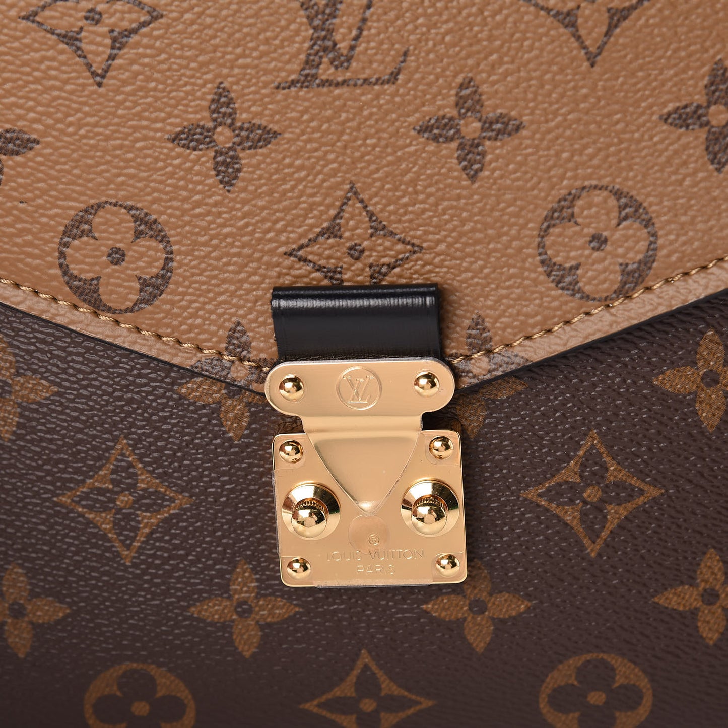 Reverse Monogram Pochette Metis