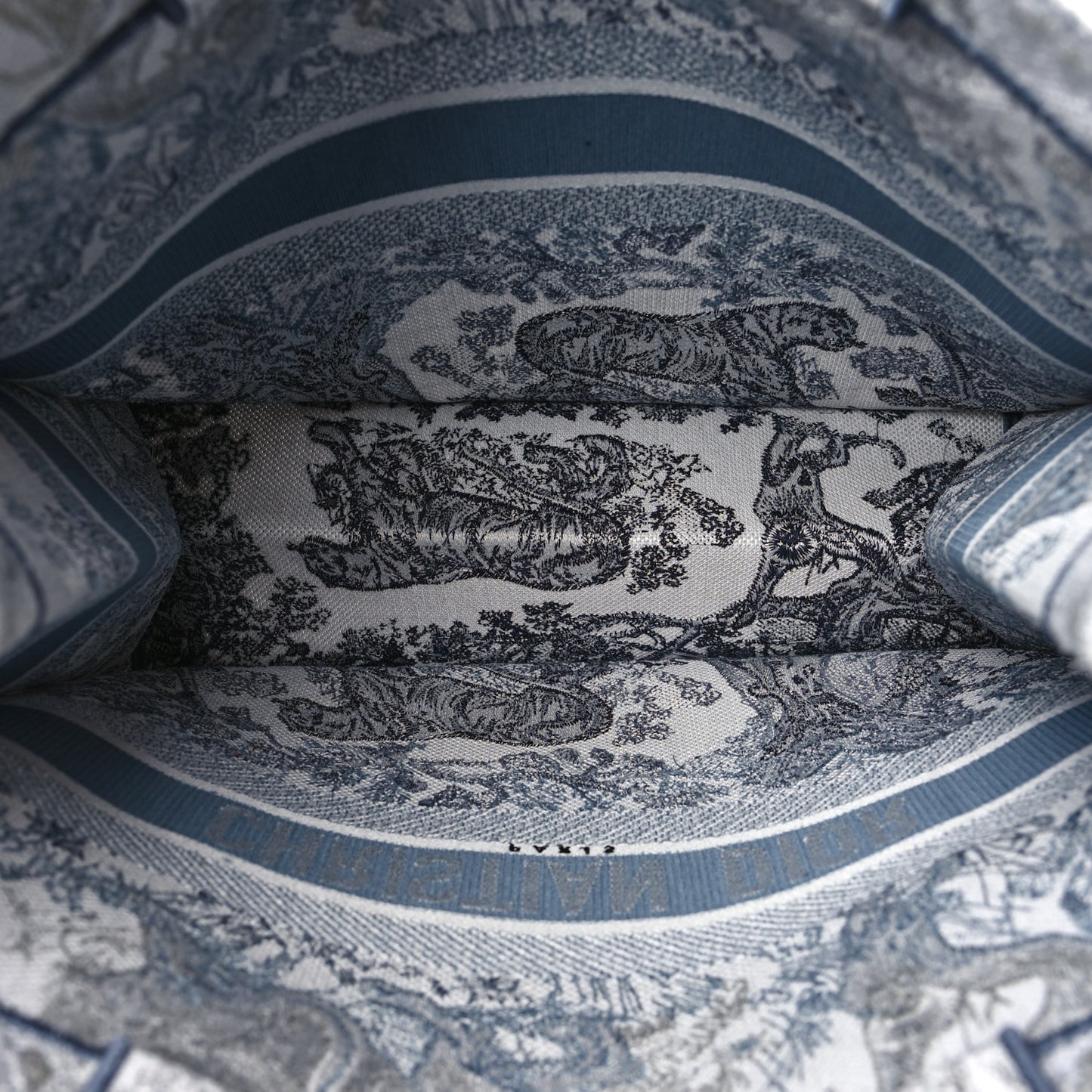 Gradient Canvas Embroidered Large Dioriviera Toile De Jouy Book Tote Blue