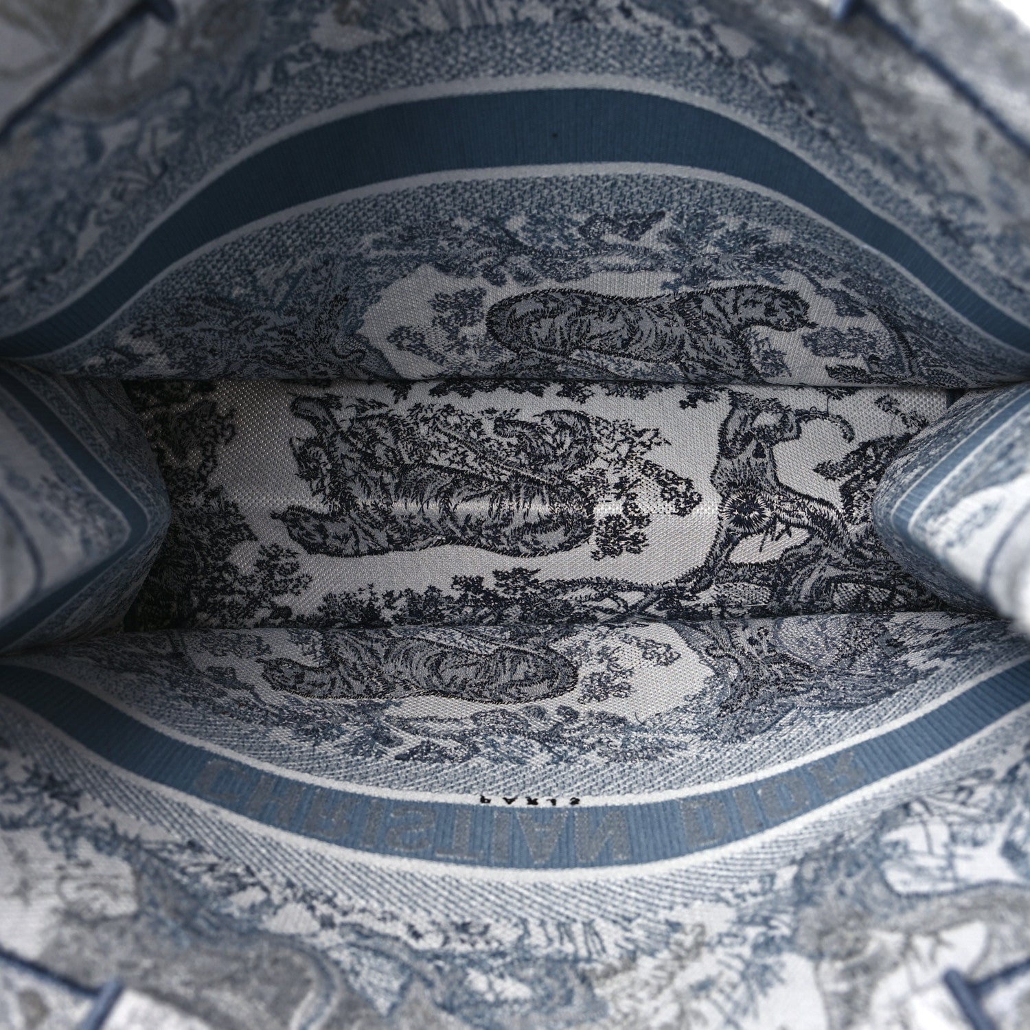 Christian Dior Gradient Canvas Embroidered Large Dioriviera Toile De Jouy Book Tote Blue 5 of 12