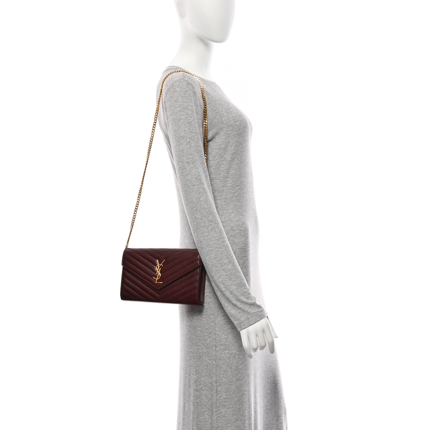 Saint Laurent Grain De Poudre Matelasse Chevron Monogram Chain Wallet Rouge Legion 2 of 9