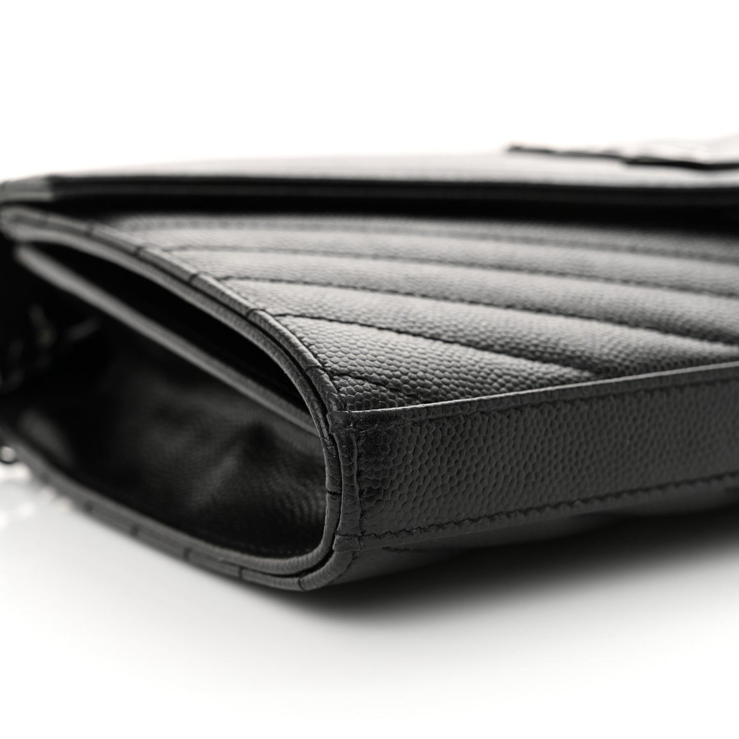 Grain De Poudre Matelasse Chevron Monogram Monochrome Chain Wallet Black