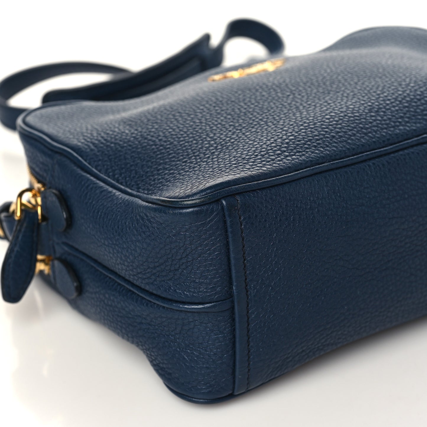 Vitello Phenix Camera Bag Baltico
